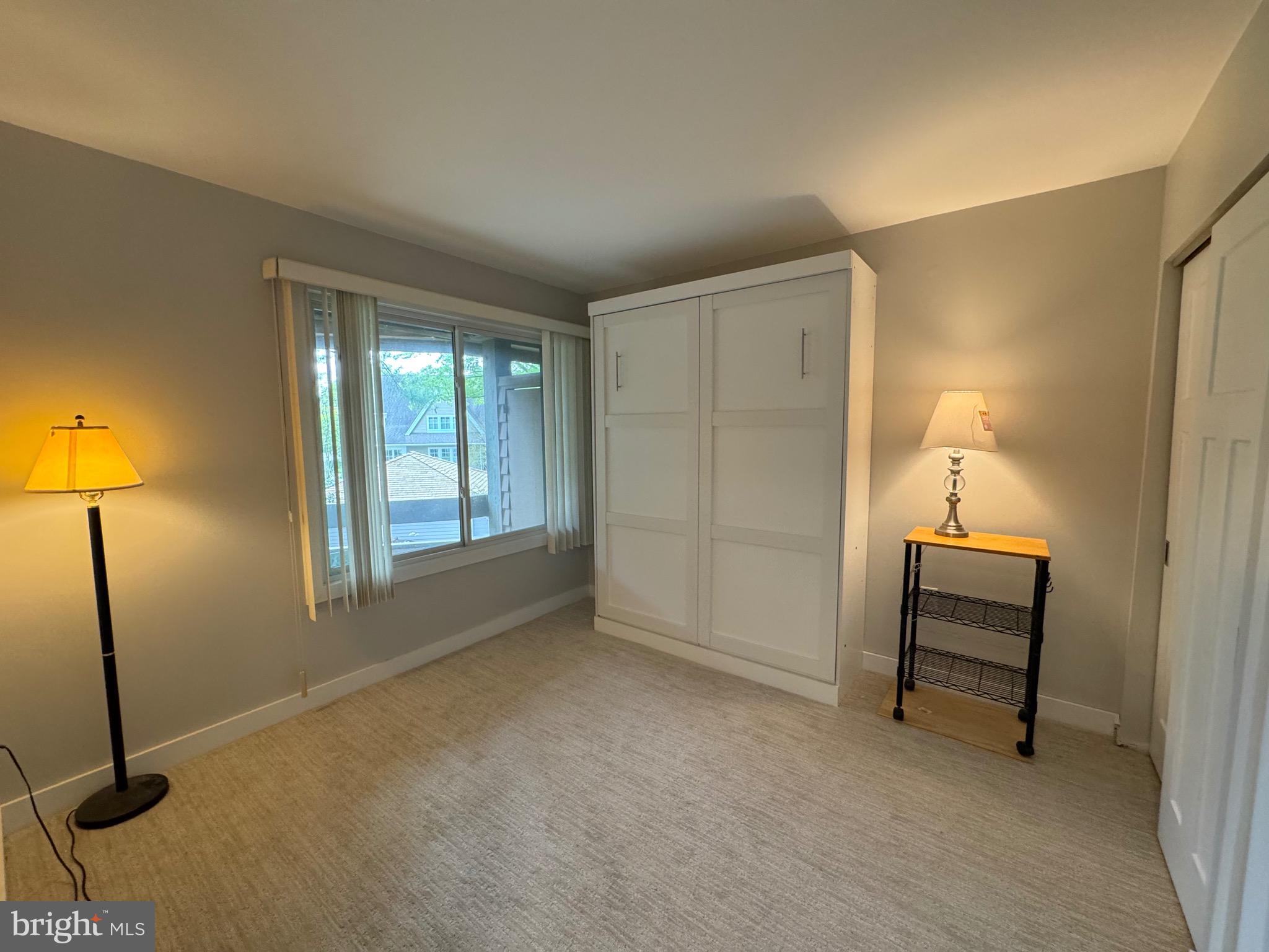 PRESIDENT POINT - Residential Lease