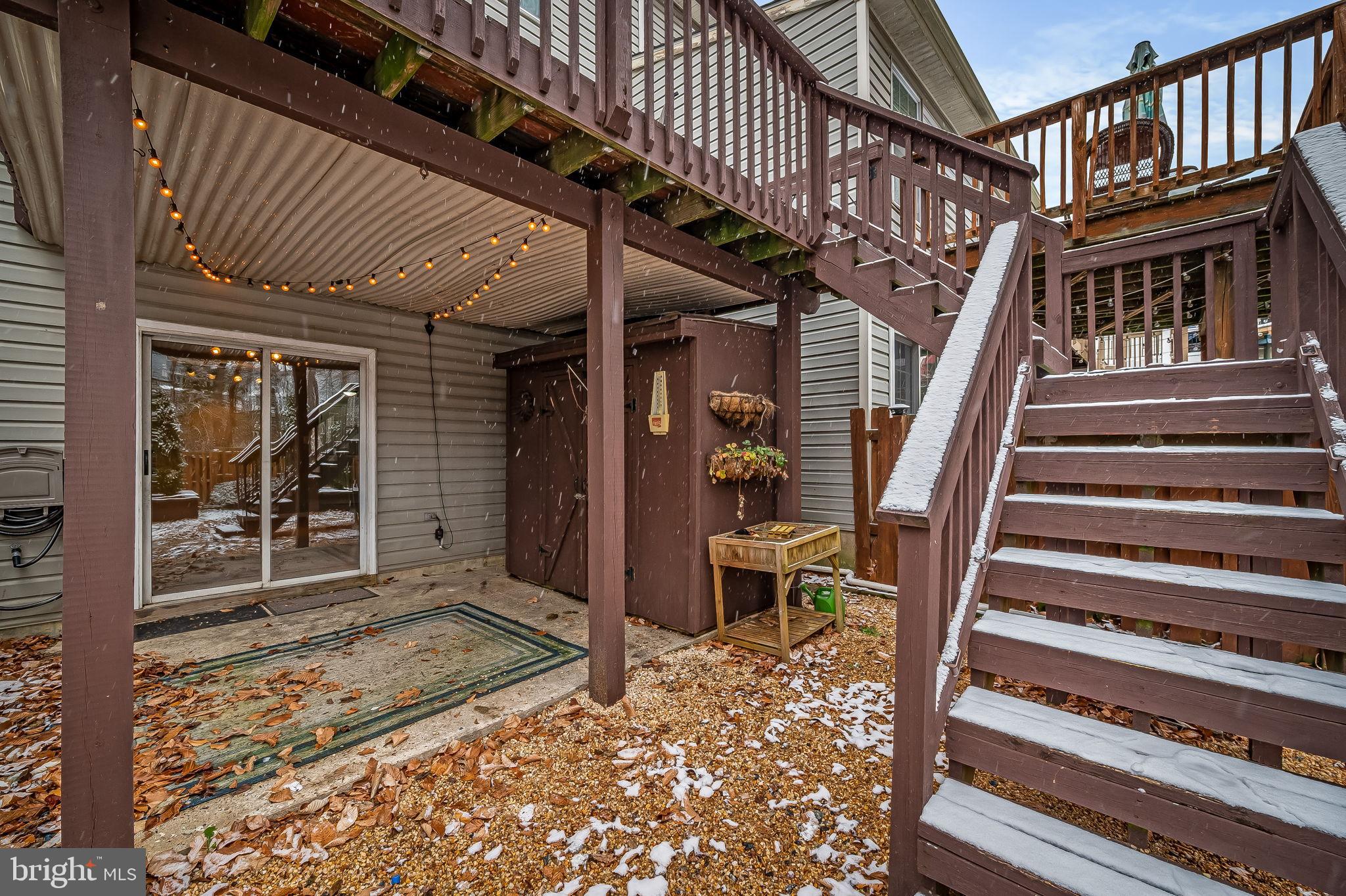 CONSTANT FRIENDSHIP - Residential