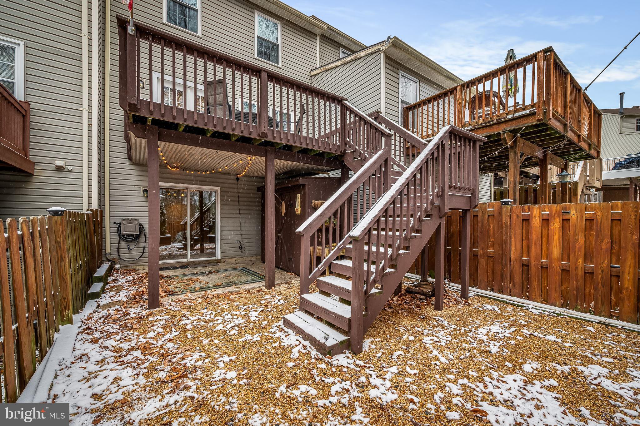 CONSTANT FRIENDSHIP - Residential