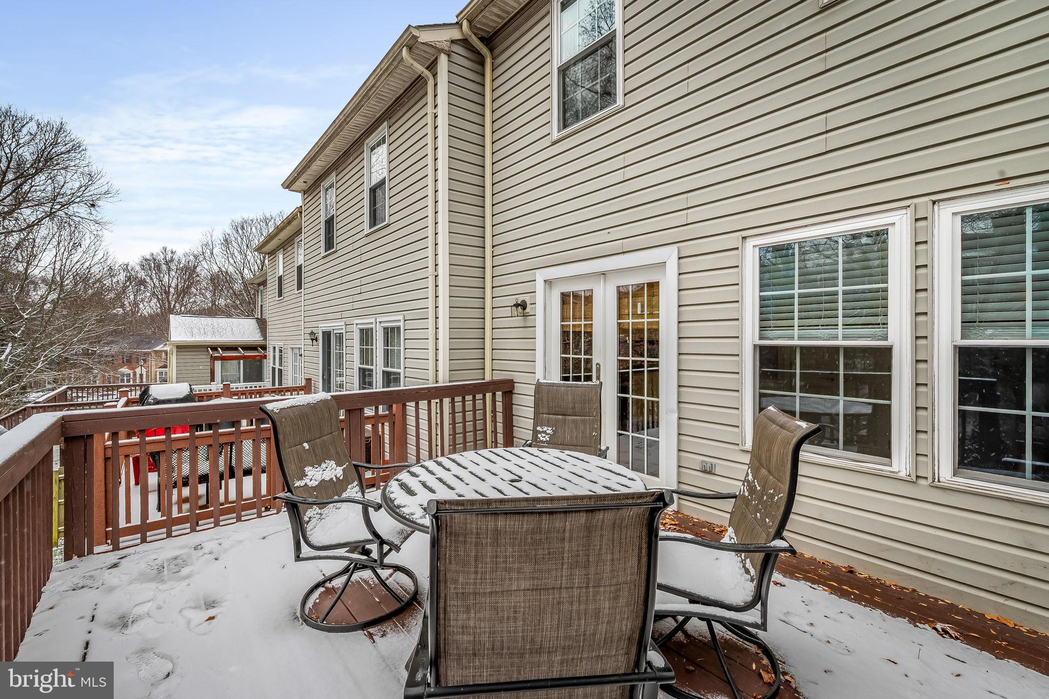 CONSTANT FRIENDSHIP - Residential