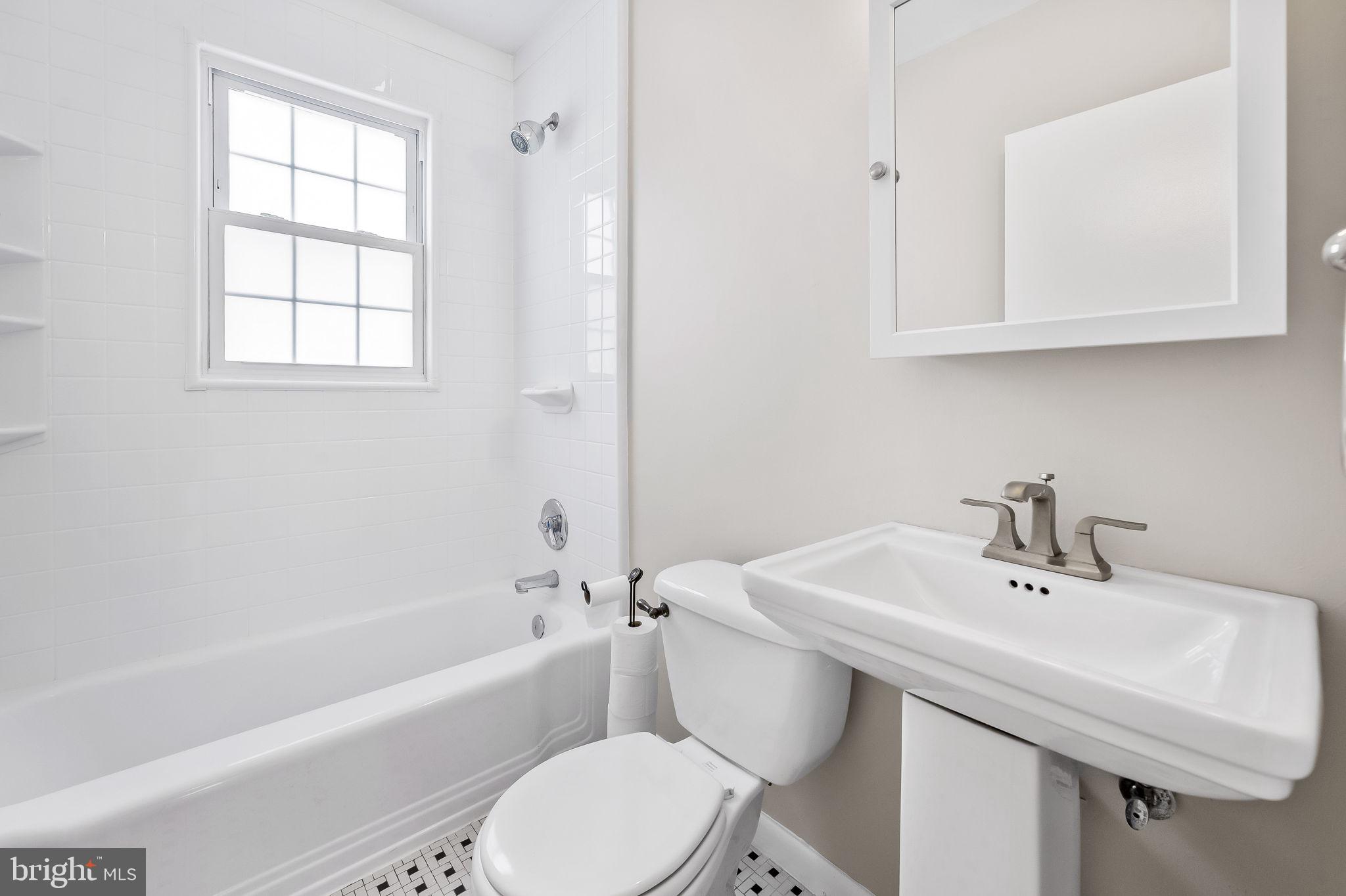 LUTHERVILLE - Residential