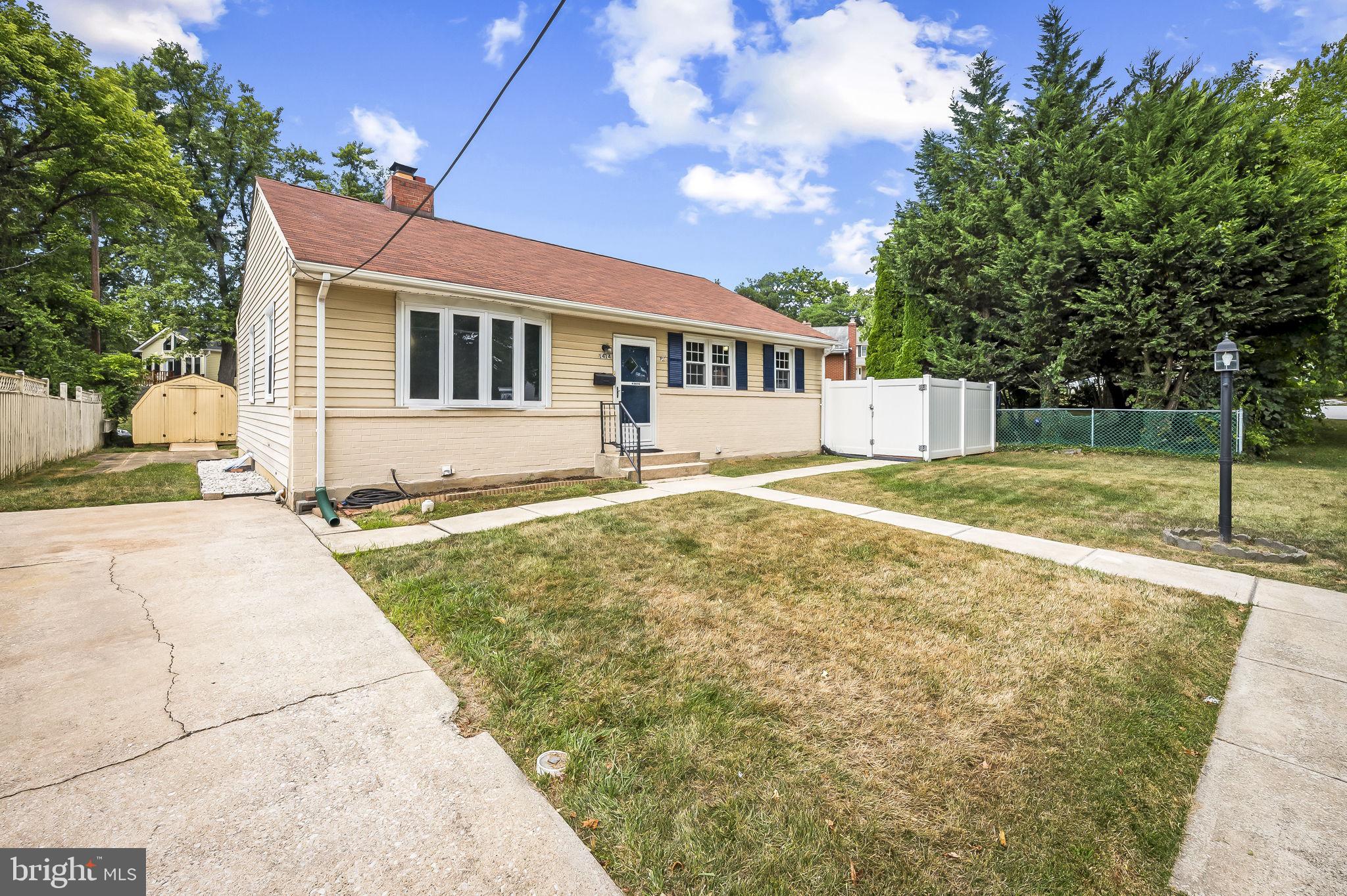 LUTHERVILLE - Residential