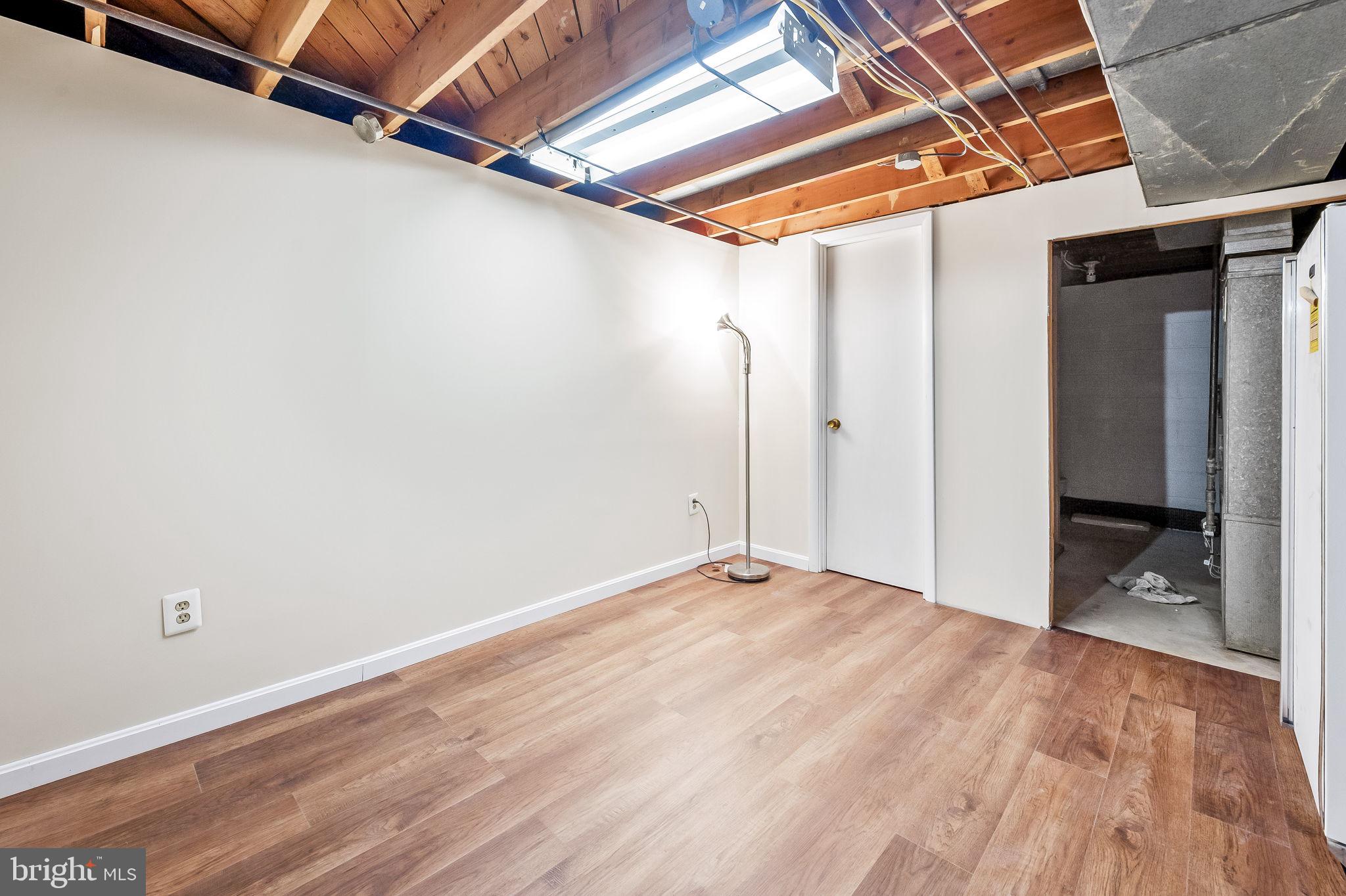 LUTHERVILLE - Residential