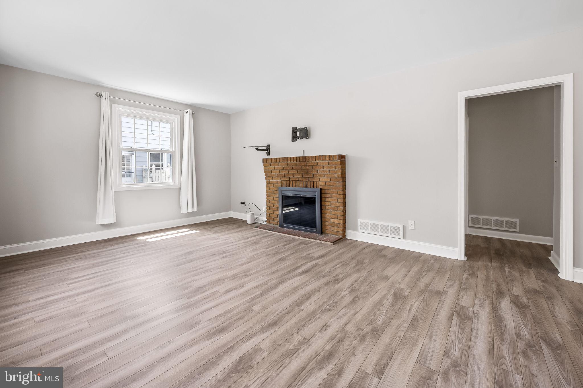 LUTHERVILLE - Residential