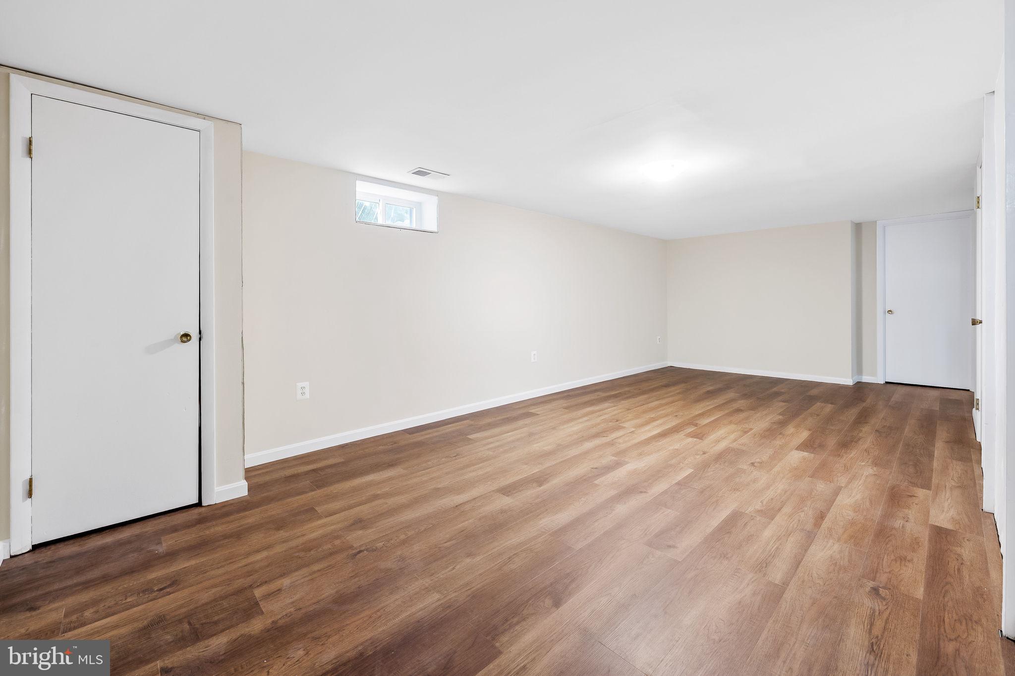 LUTHERVILLE - Residential