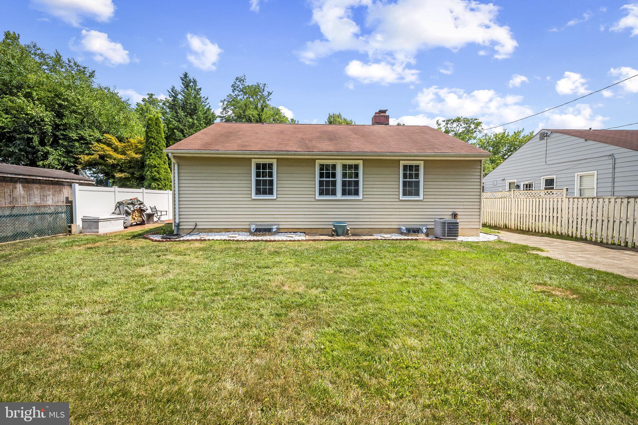 LUTHERVILLE - Residential