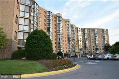 FAIRWAYS NORTH - Residential Lease