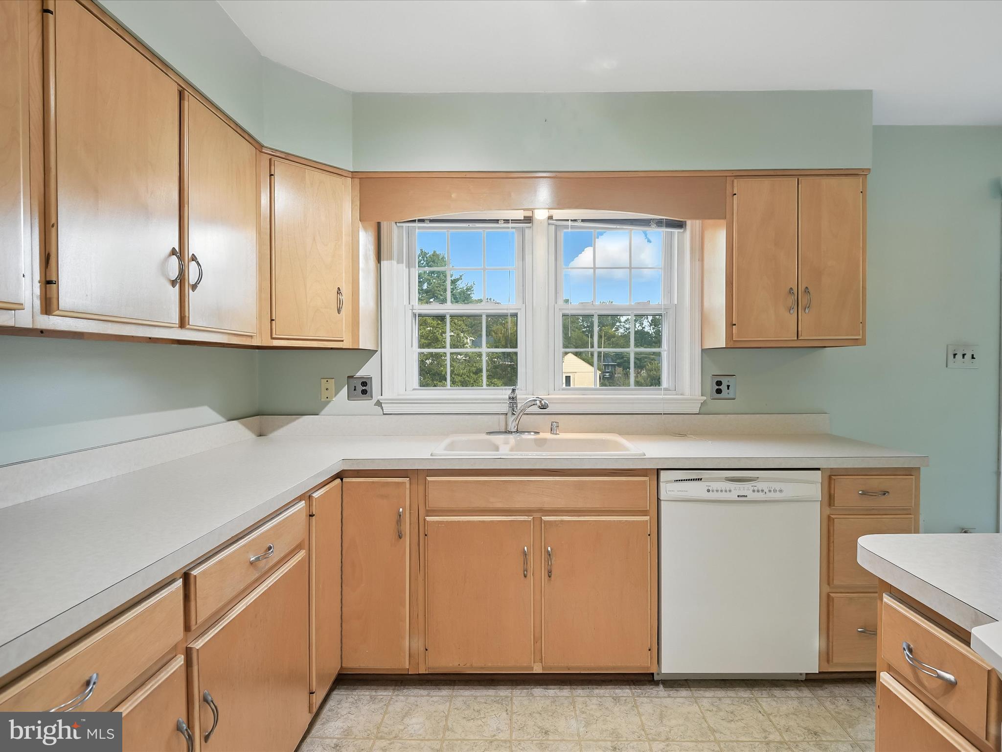 VIRGINIA AVENUE - Residential