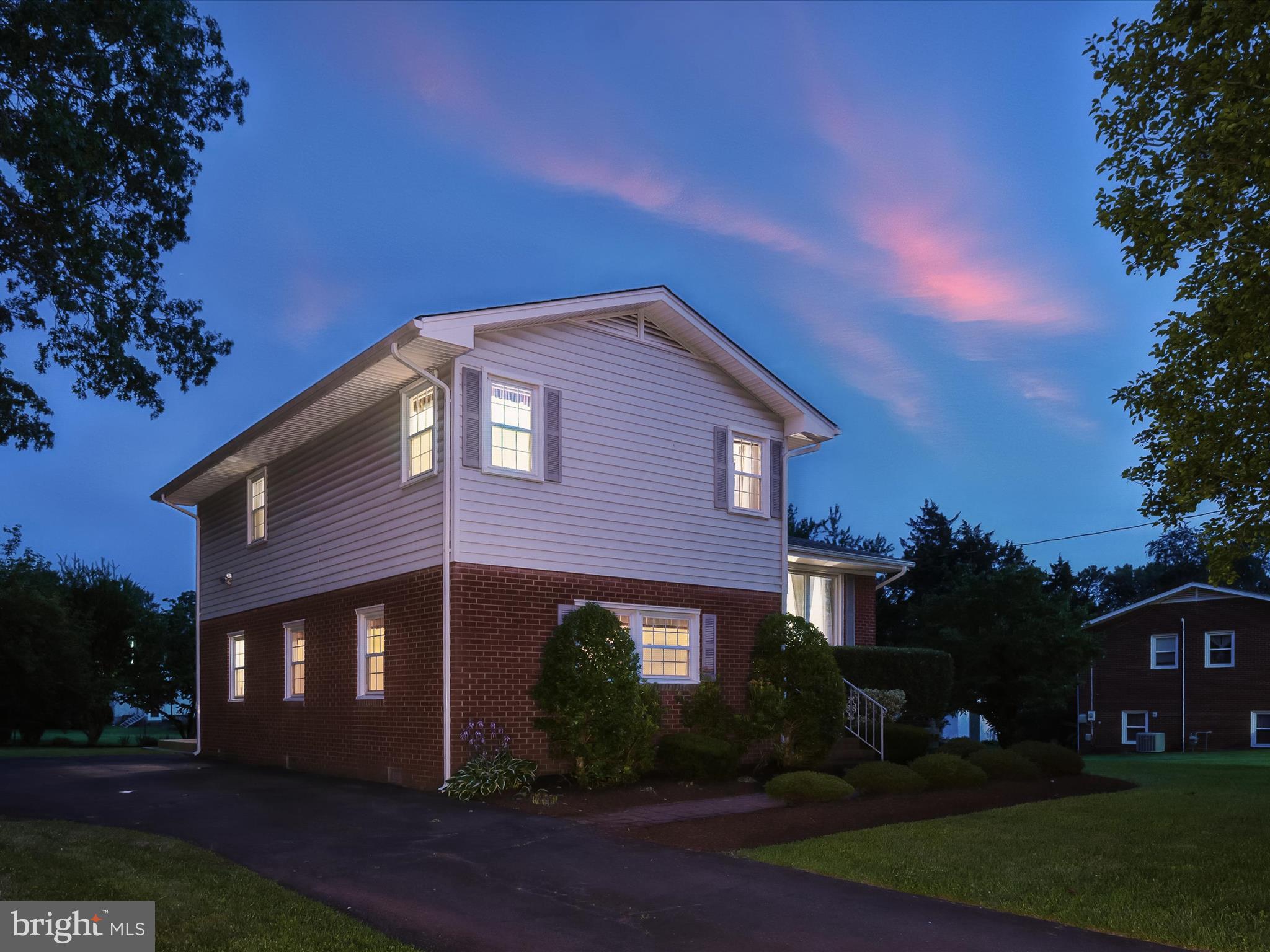 VIRGINIA AVENUE - Residential