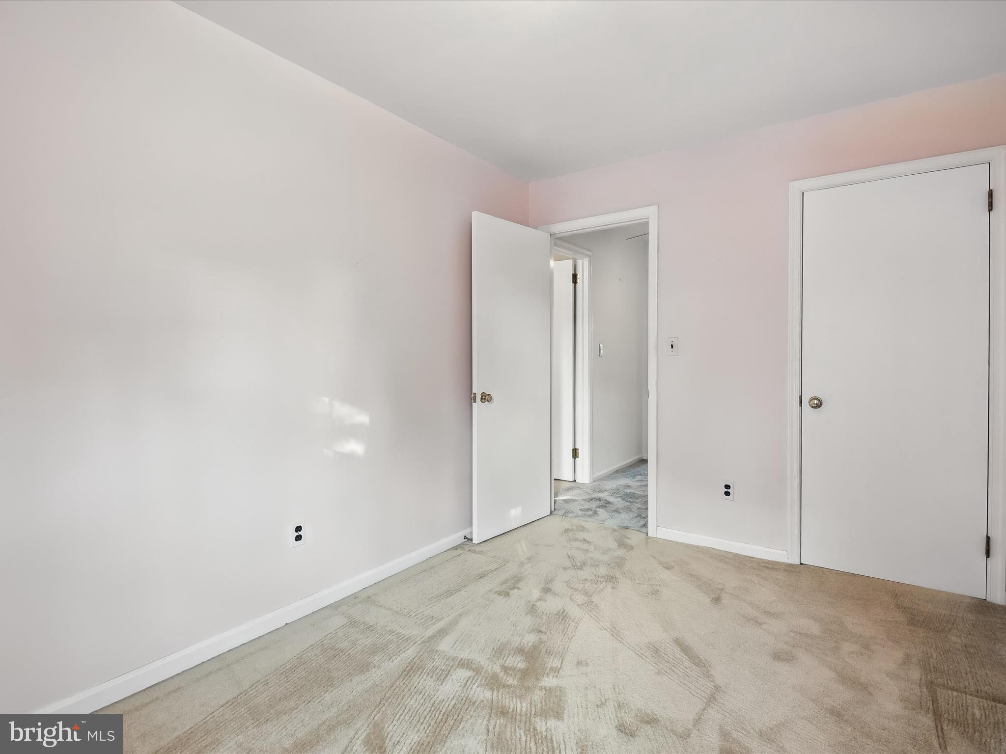 VIRGINIA AVENUE - Residential