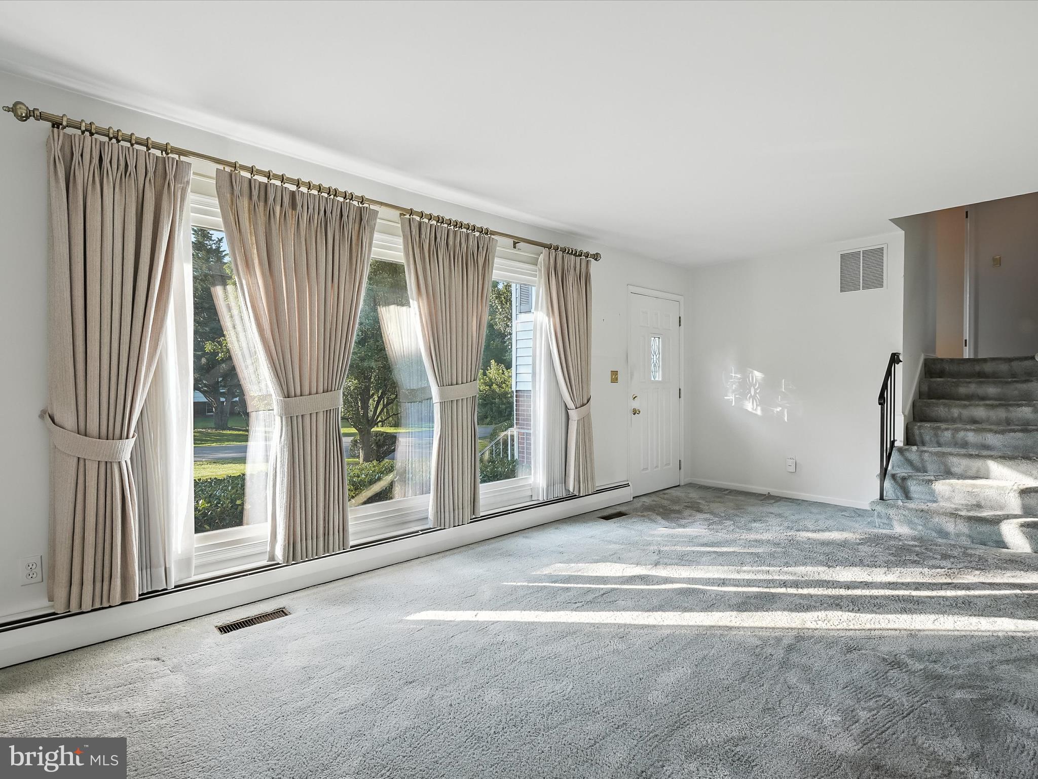 VIRGINIA AVENUE - Residential