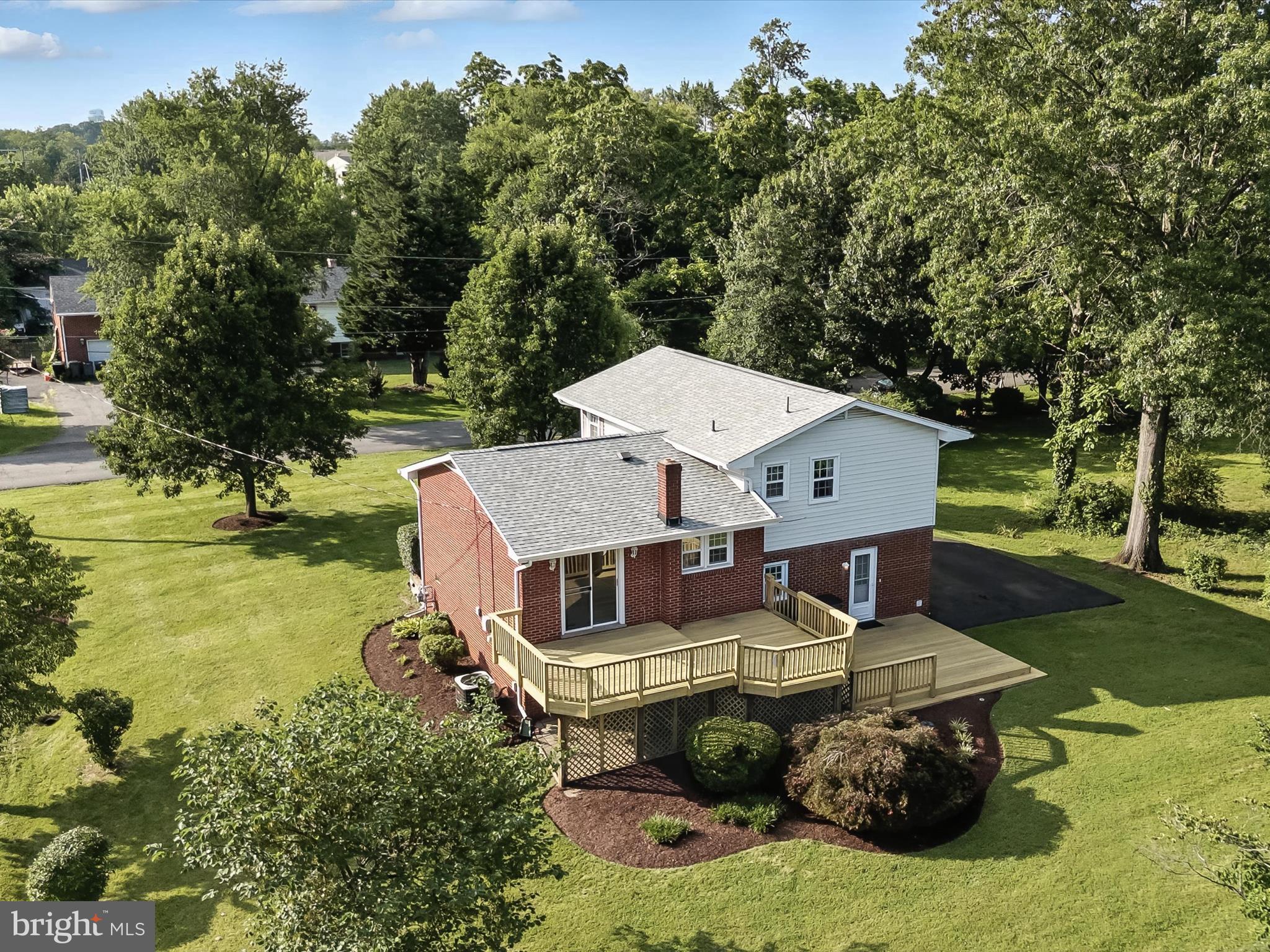 VIRGINIA AVENUE - Residential