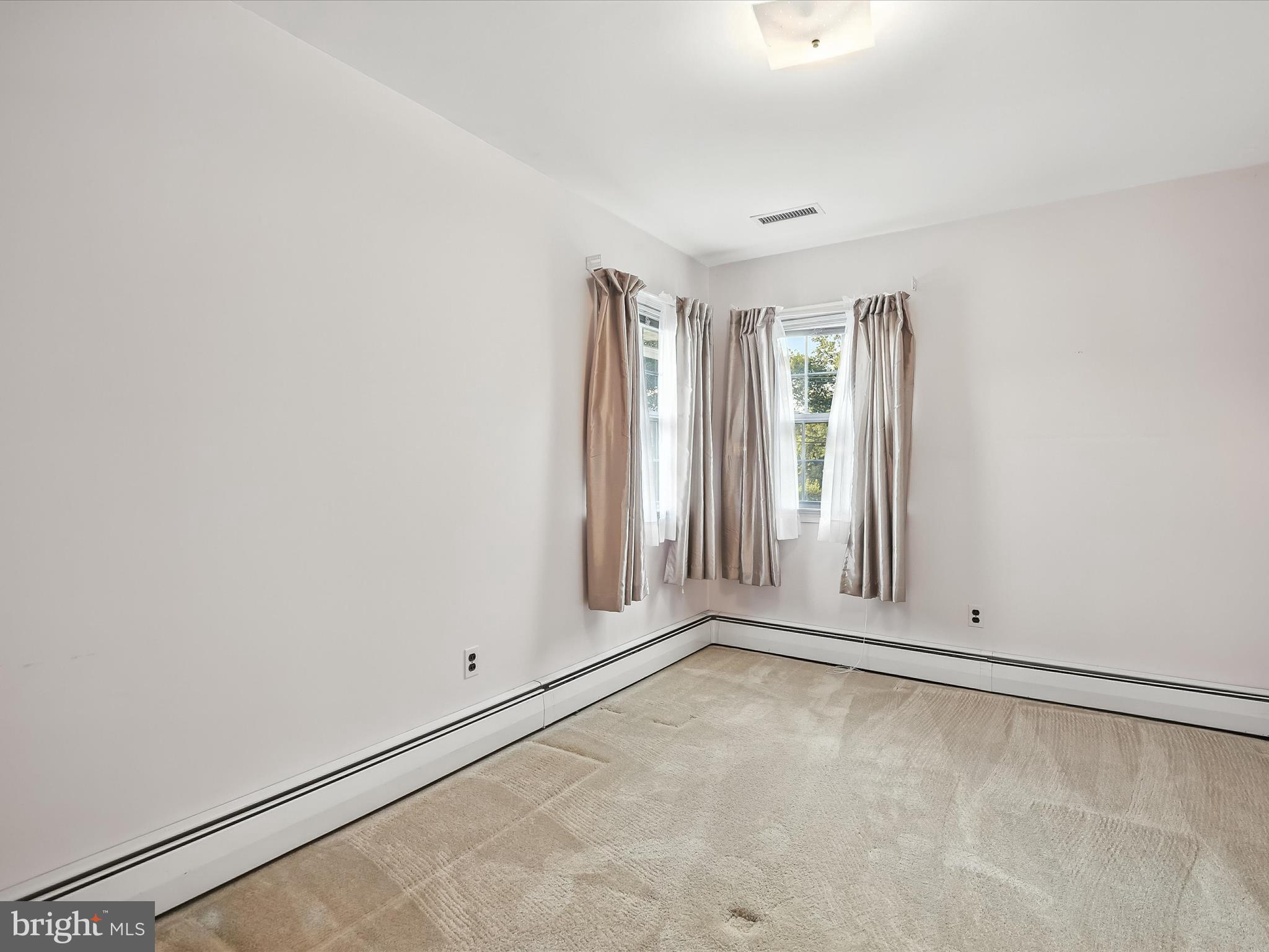 VIRGINIA AVENUE - Residential