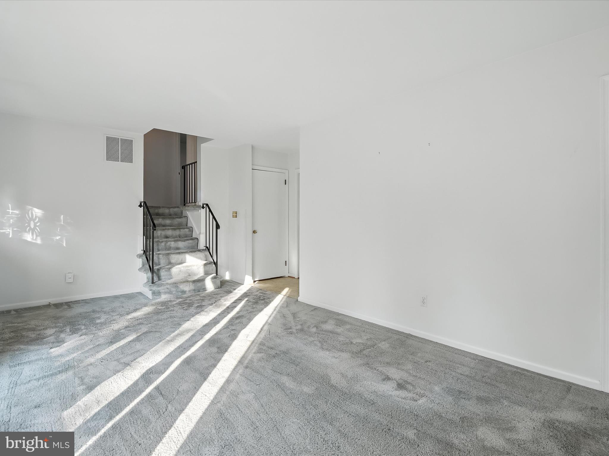 VIRGINIA AVENUE - Residential