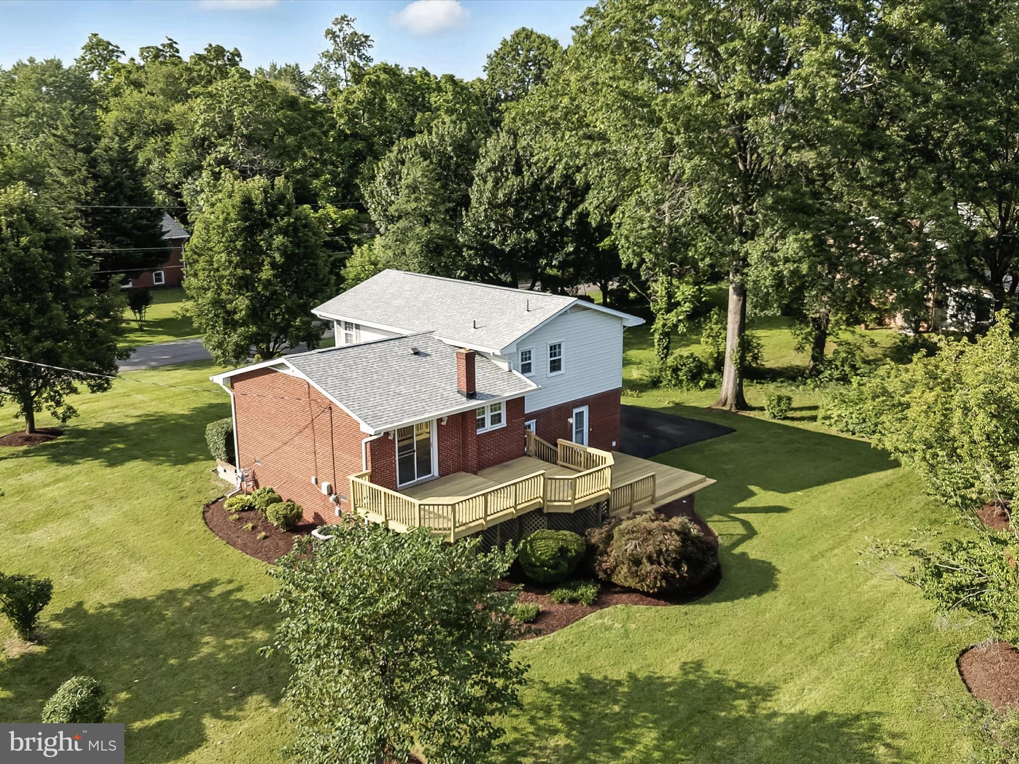 VIRGINIA AVENUE - Residential