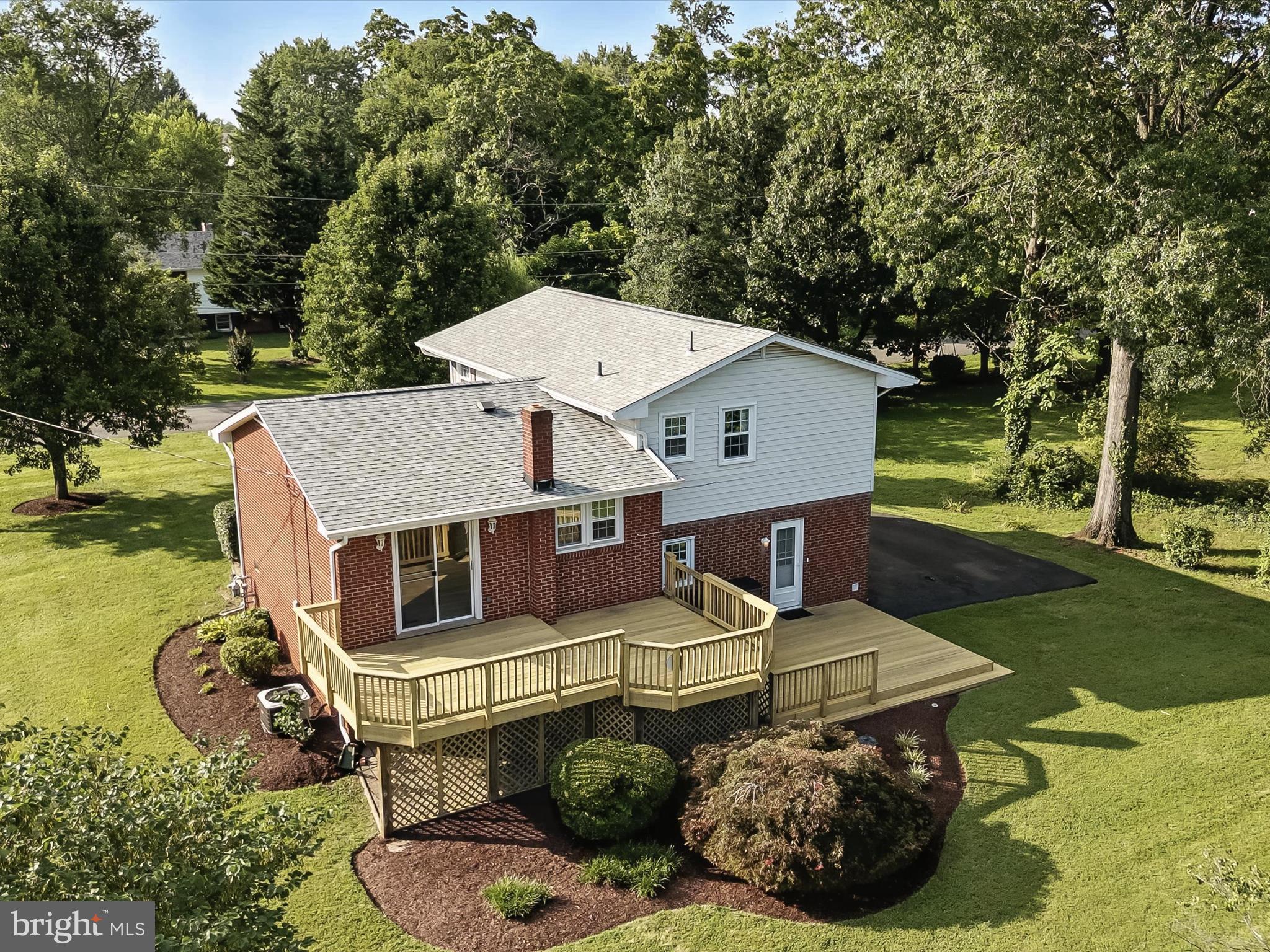 VIRGINIA AVENUE - Residential