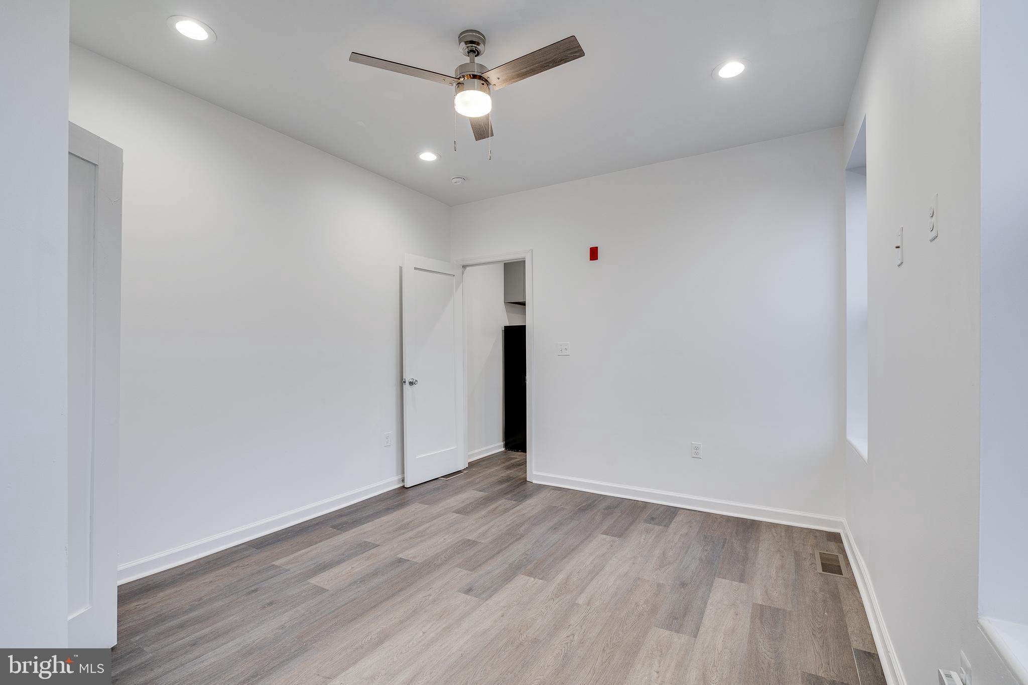 BELMONT - Residential Lease