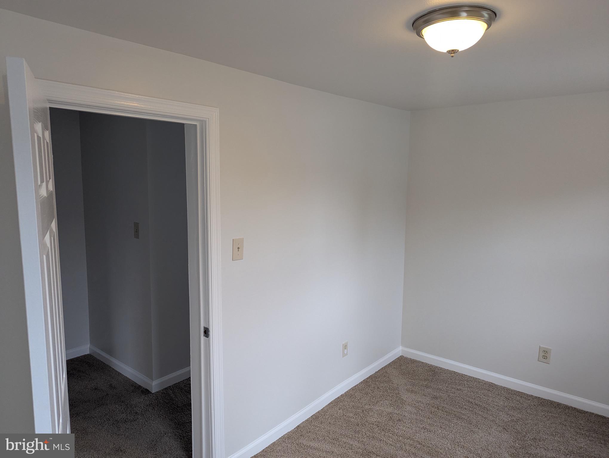 HOWARD PARK - Residential Lease