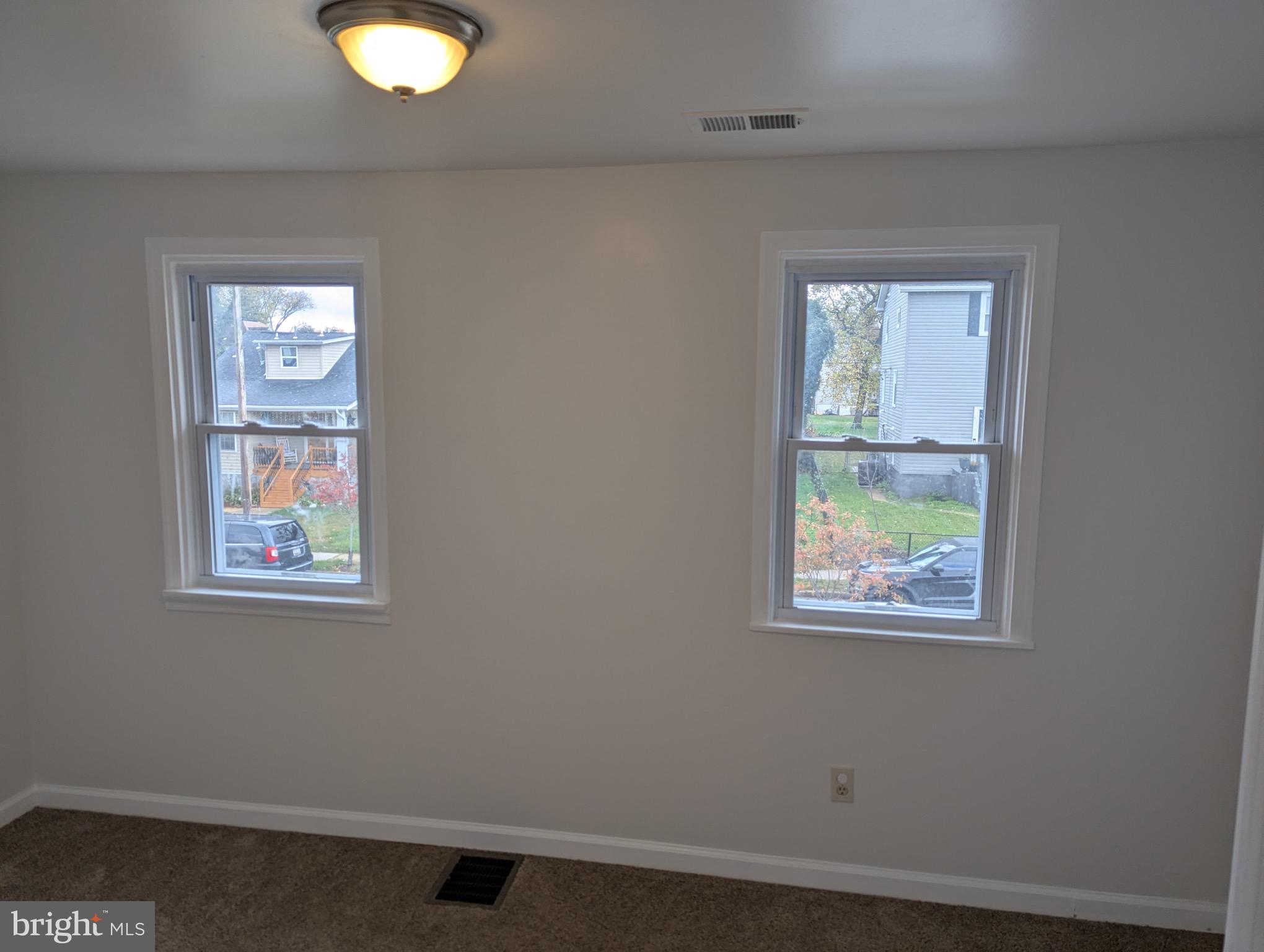 HOWARD PARK - Residential Lease