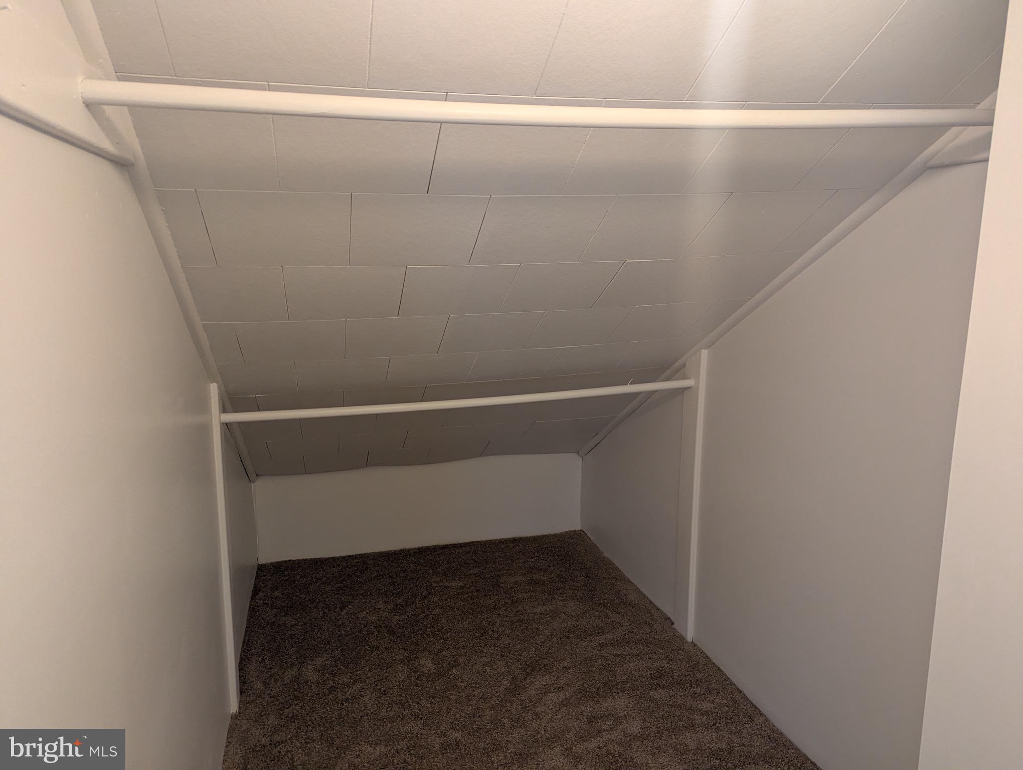 HOWARD PARK - Residential Lease