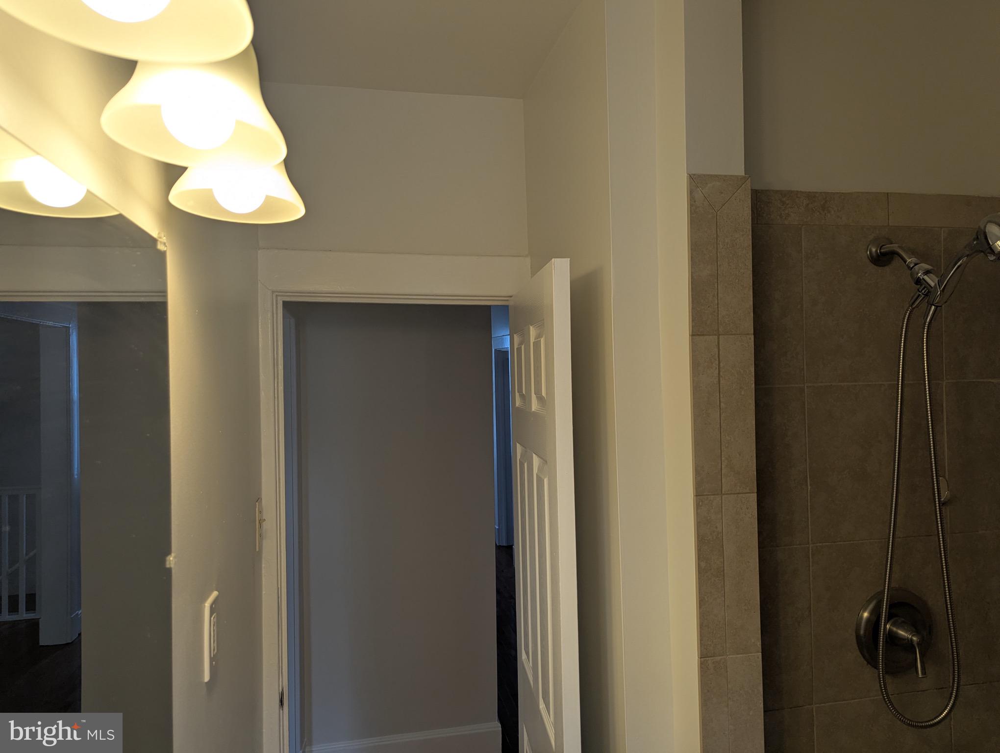 HOWARD PARK - Residential Lease