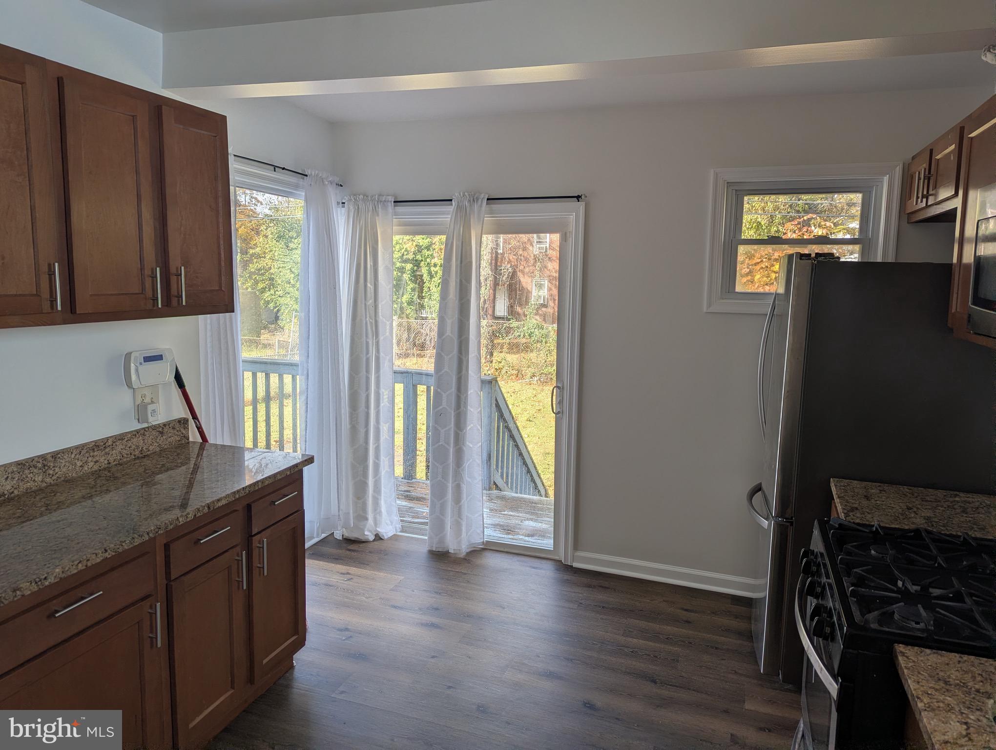 HOWARD PARK - Residential Lease