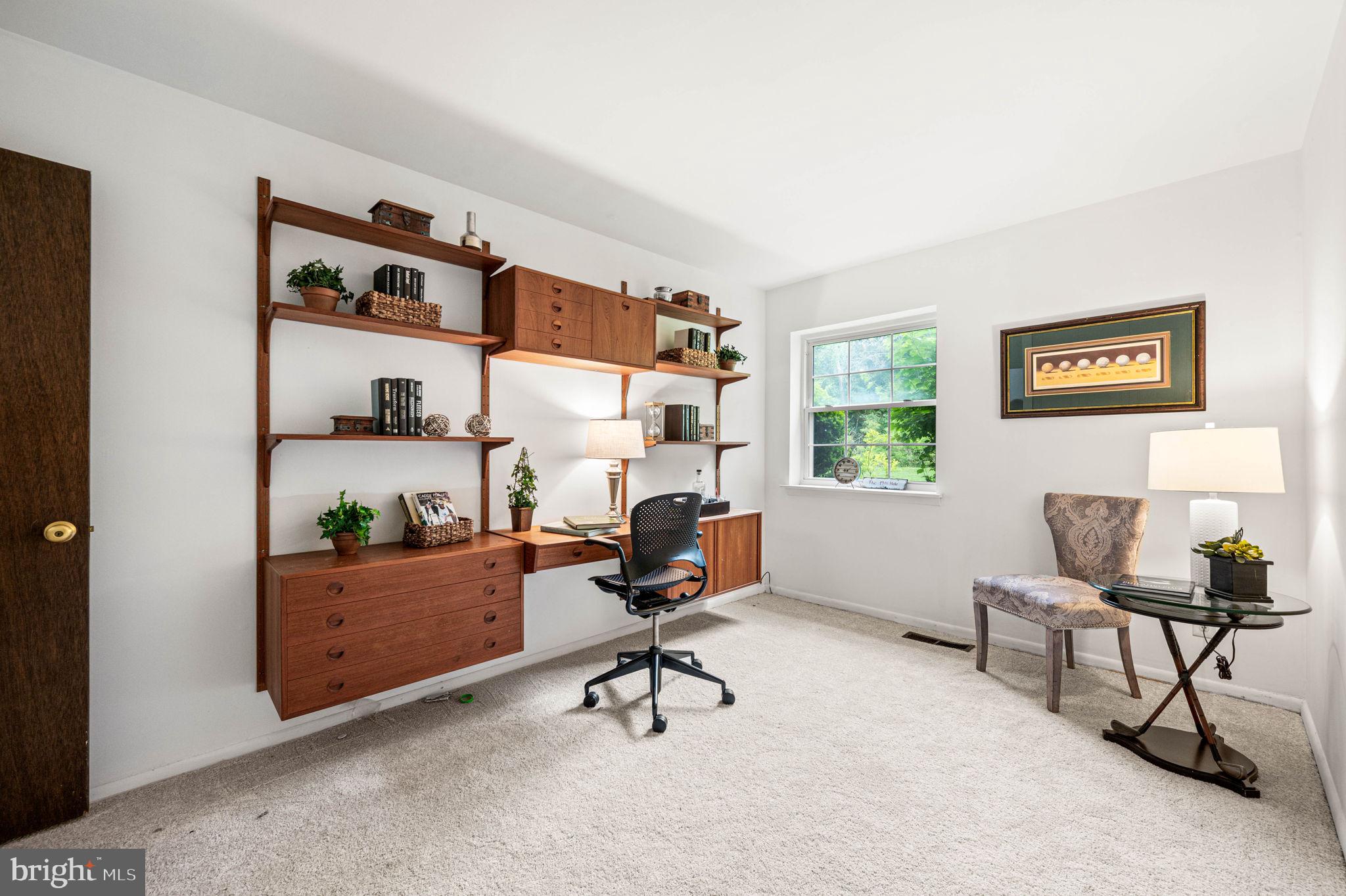 GLENHARDIE - Residential