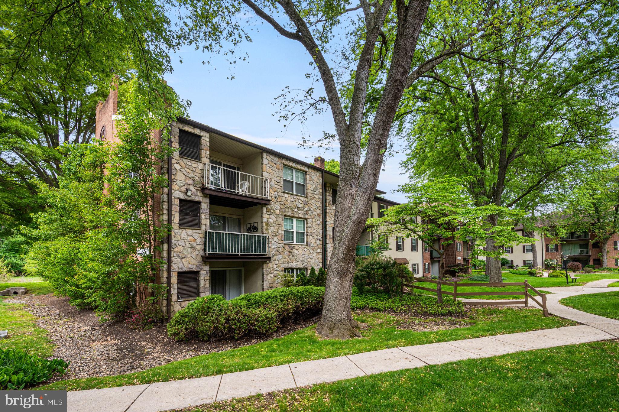 GLENHARDIE - Residential