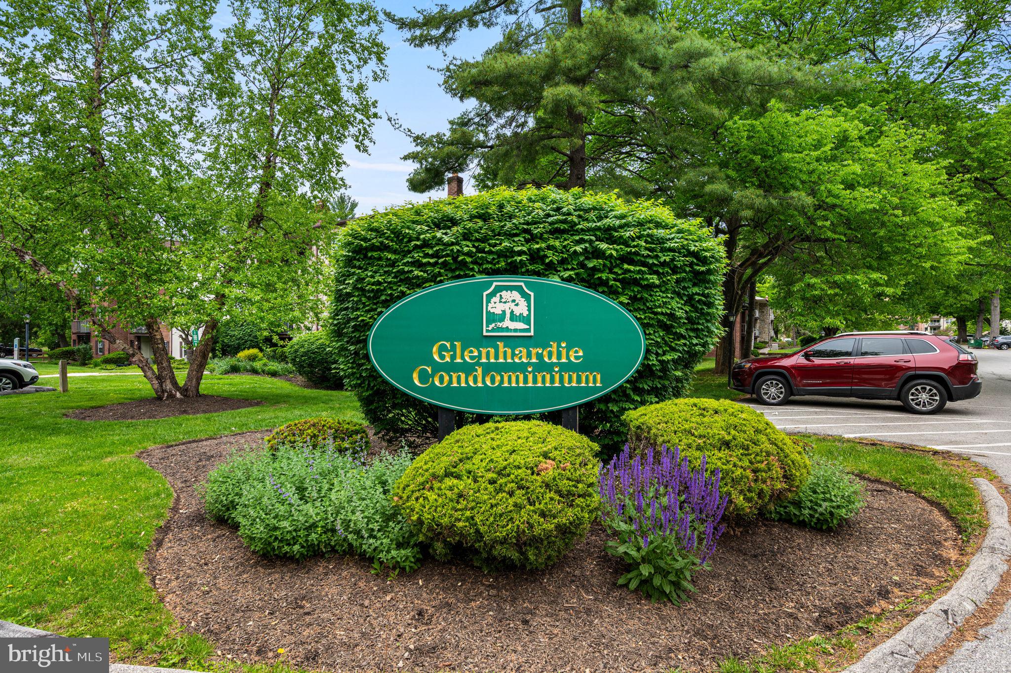 GLENHARDIE - Residential