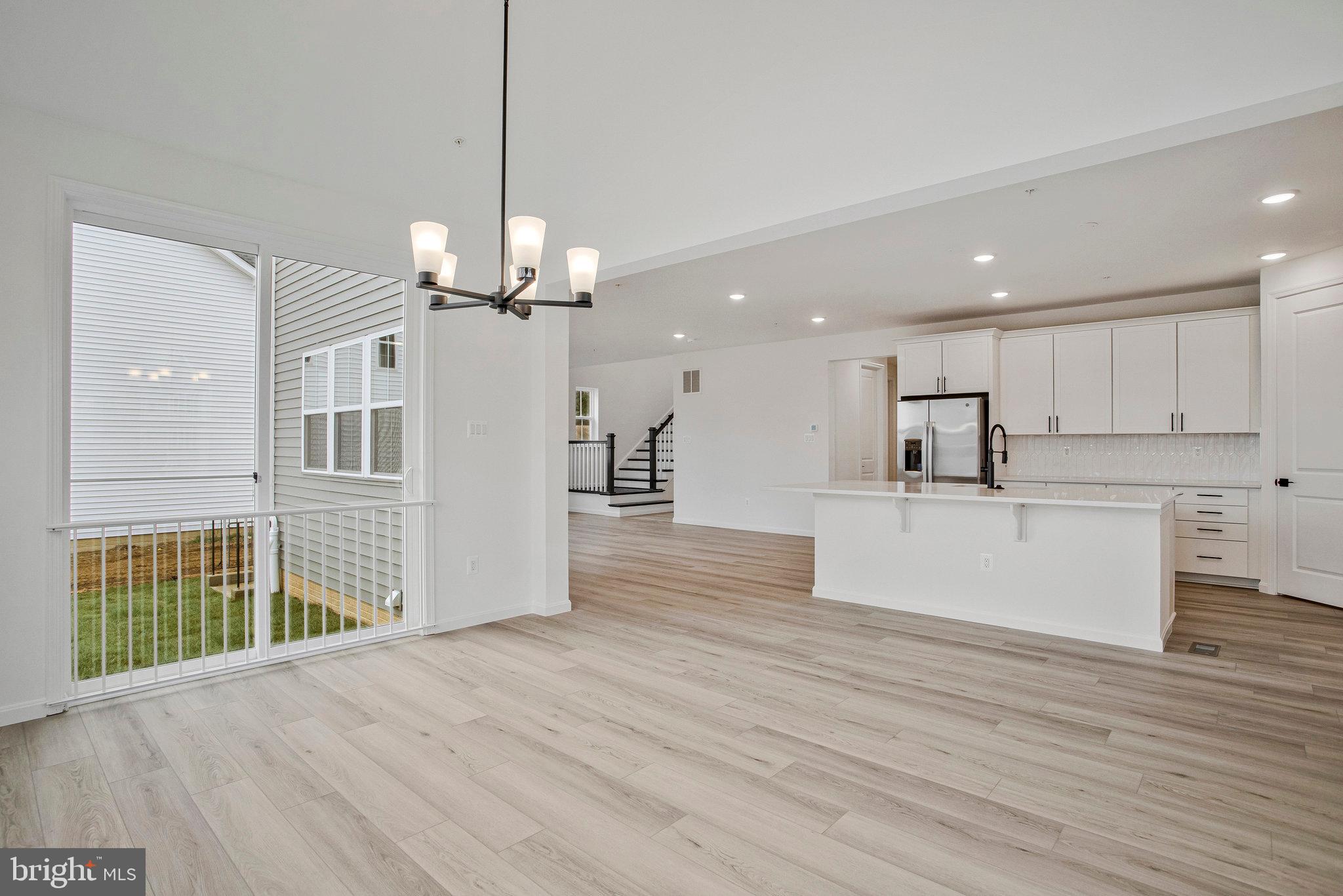 ROBERTS CROSSING - Residential