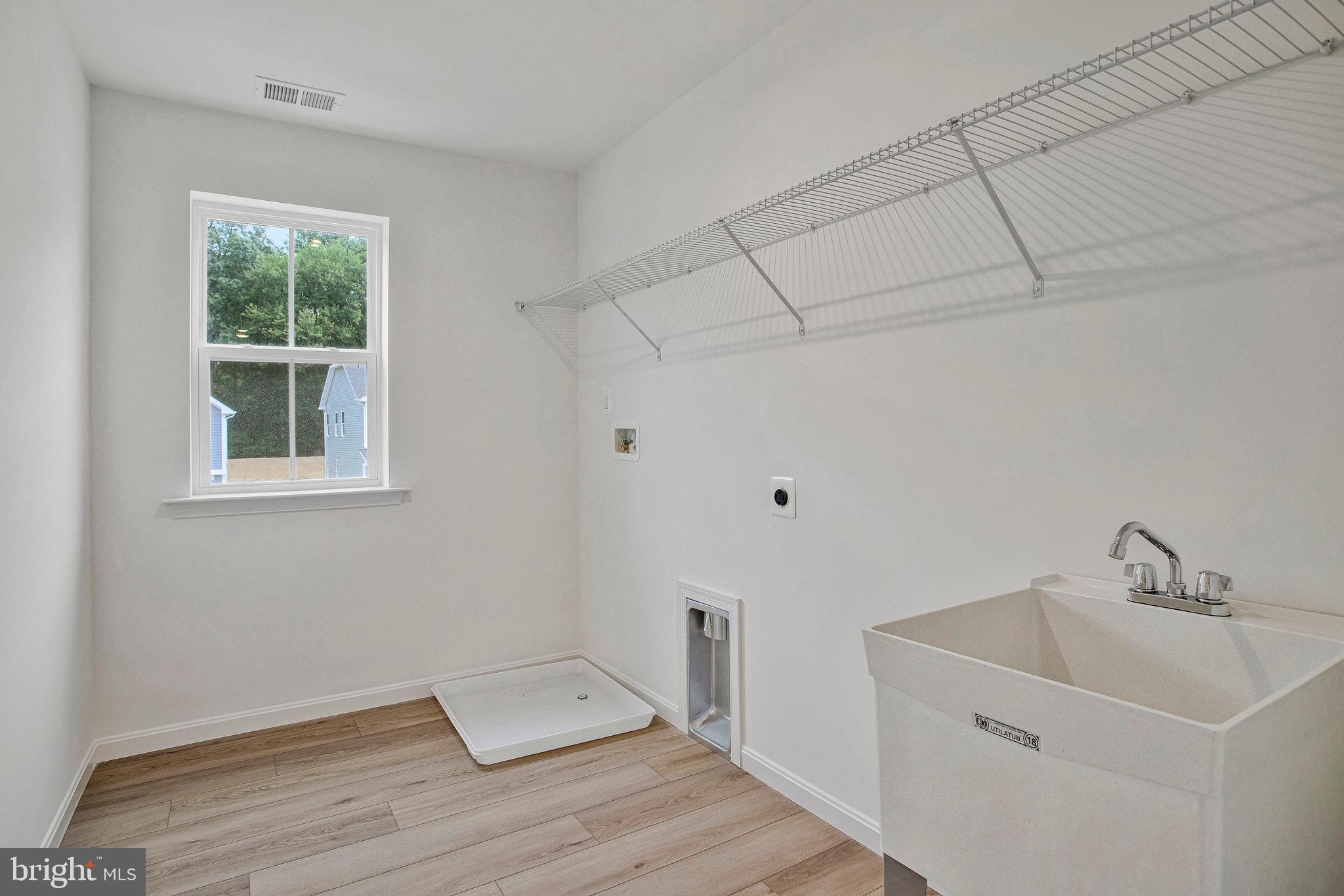 ROBERTS CROSSING - Residential