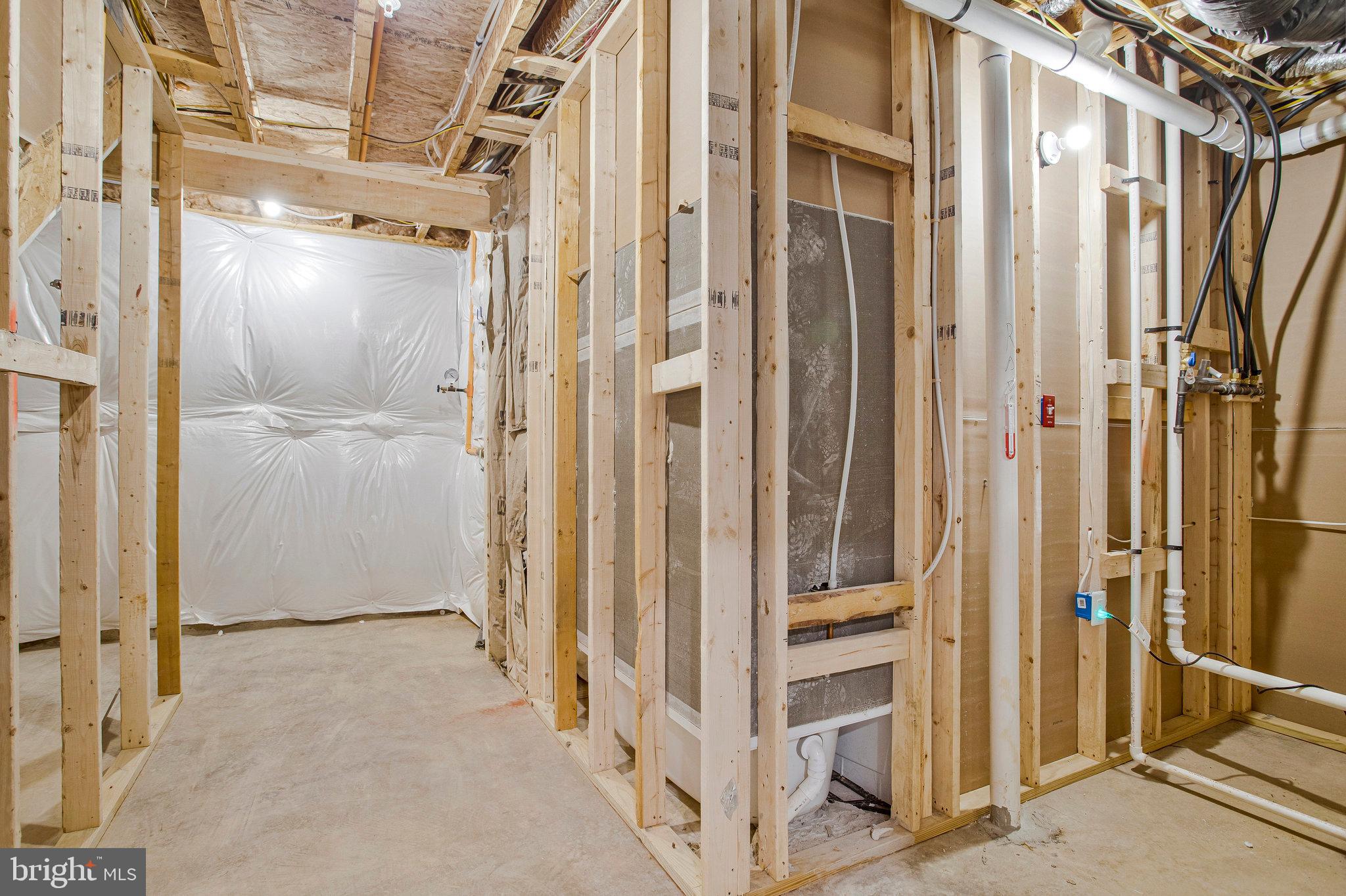 ROBERTS CROSSING - Residential