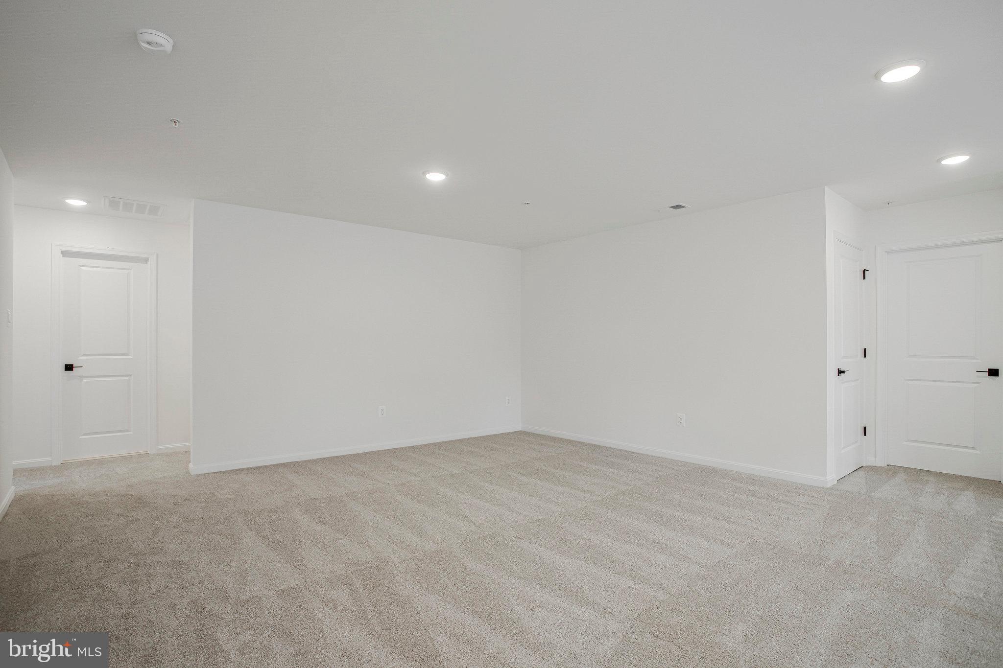 ROBERTS CROSSING - Residential