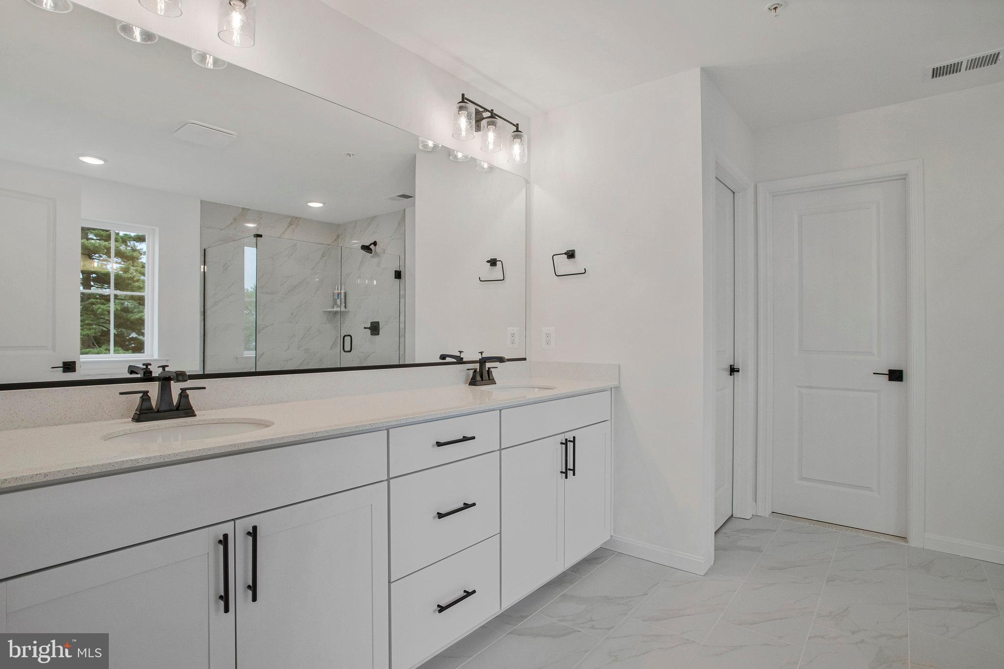 ROBERTS CROSSING - Residential