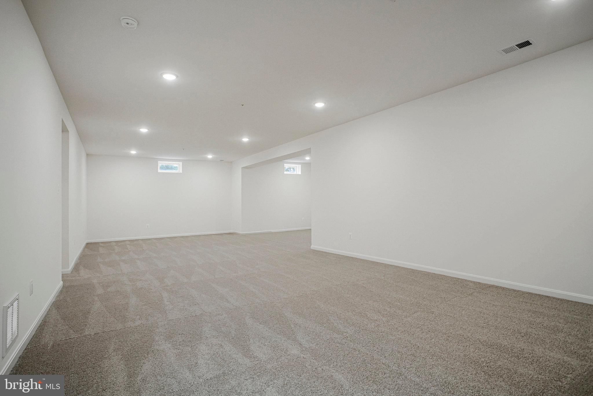 ROBERTS CROSSING - Residential