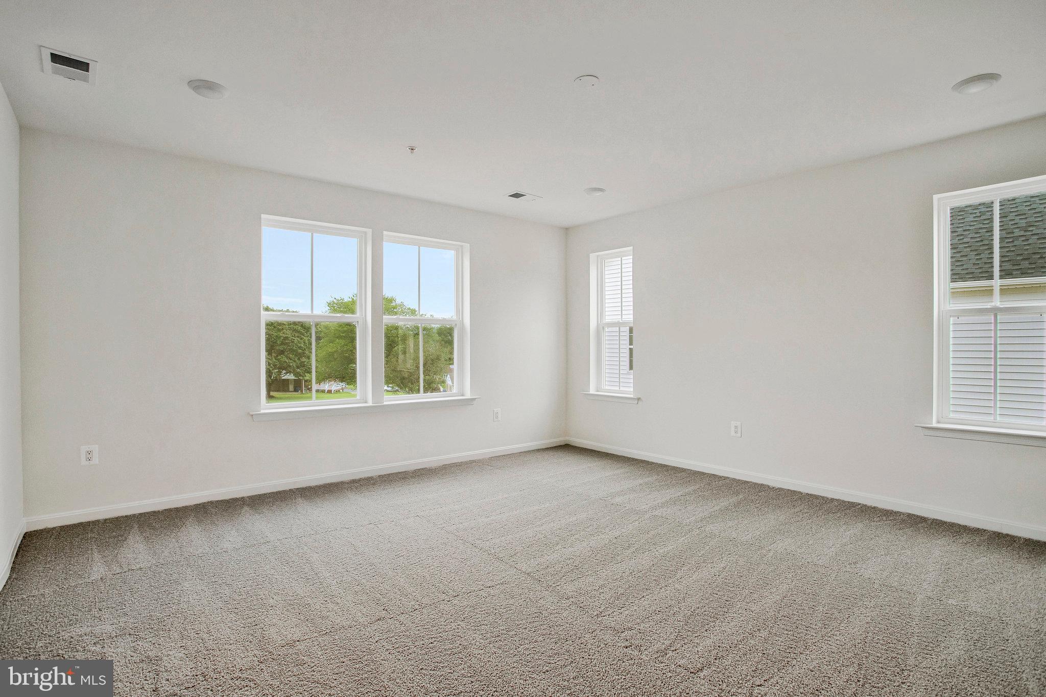 ROBERTS CROSSING - Residential