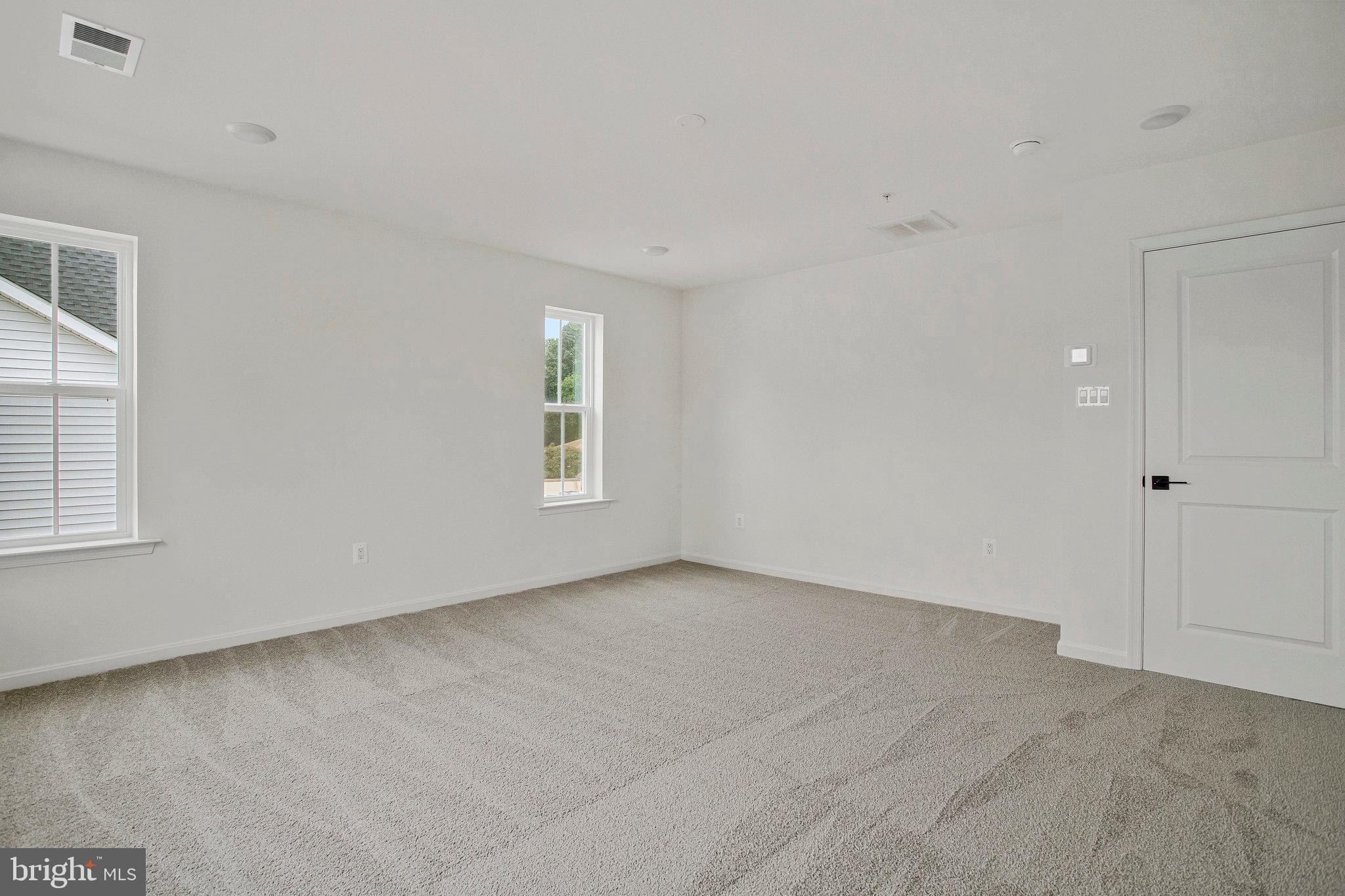 ROBERTS CROSSING - Residential