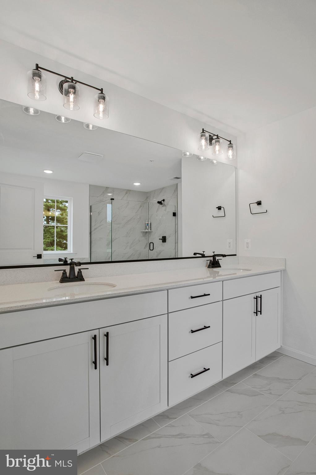 ROBERTS CROSSING - Residential