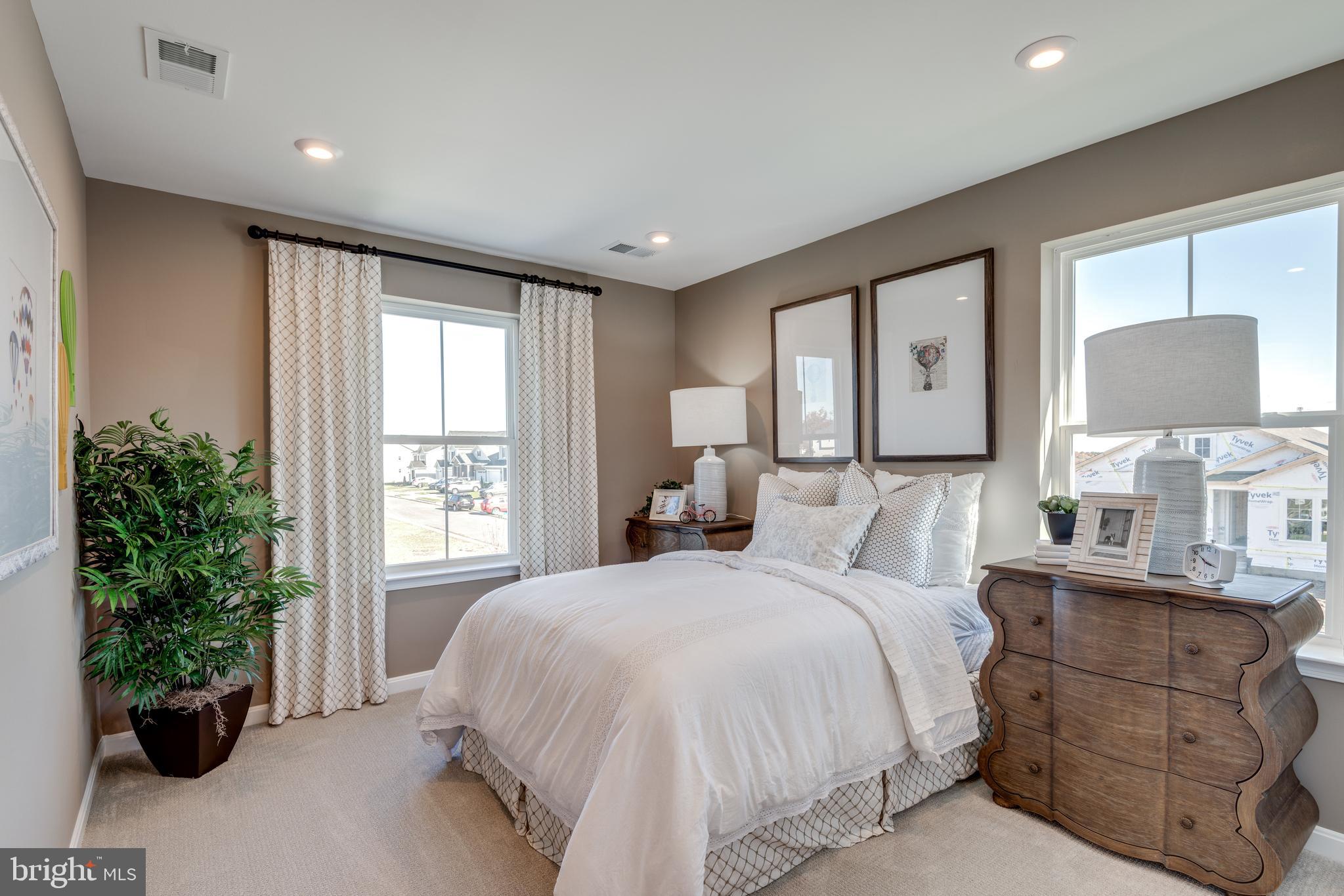 ROBERTS CROSSING - Residential
