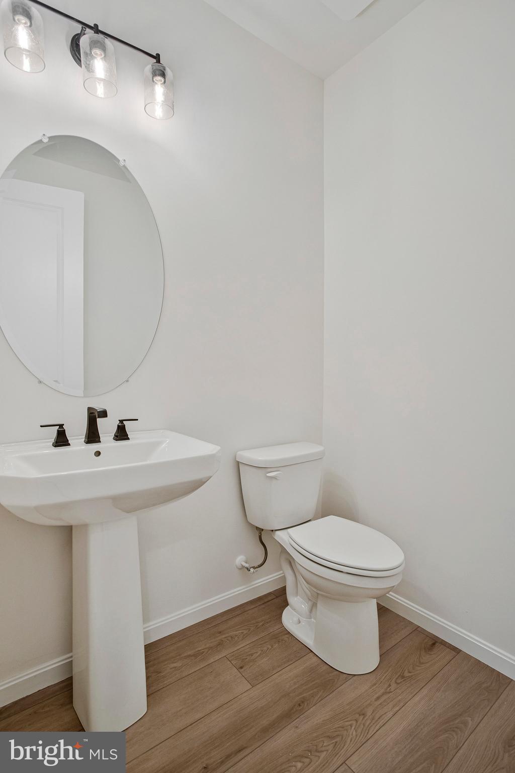 ROBERTS CROSSING - Residential