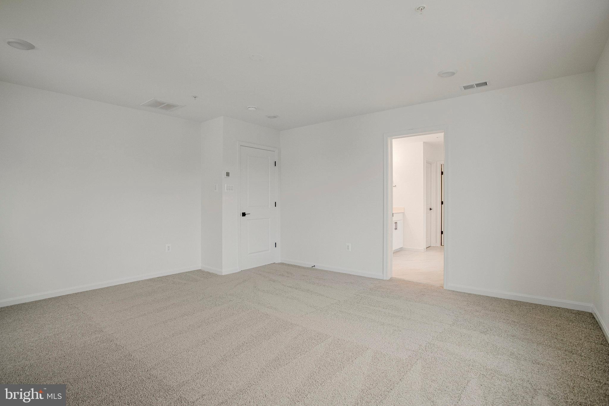 ROBERTS CROSSING - Residential