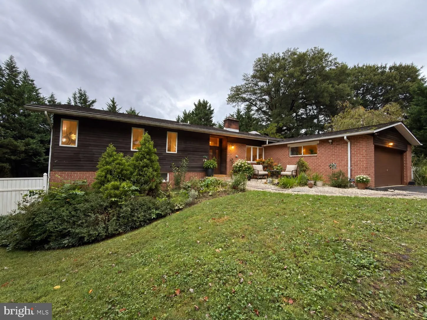 5106 Penfield Road W