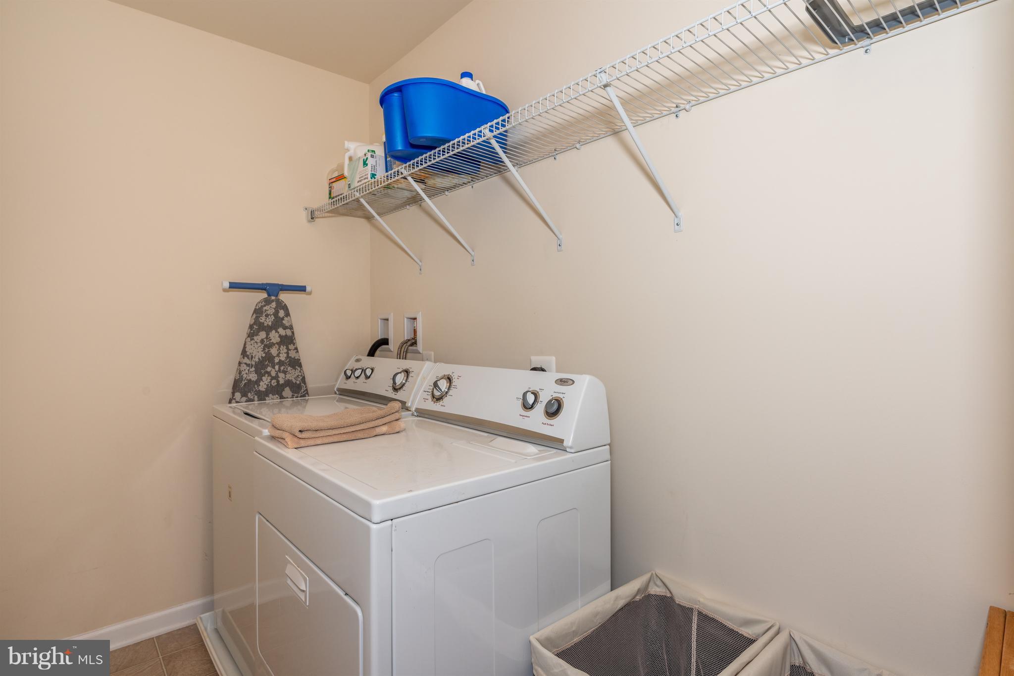 IRON BRIDGE LANDING - Residential