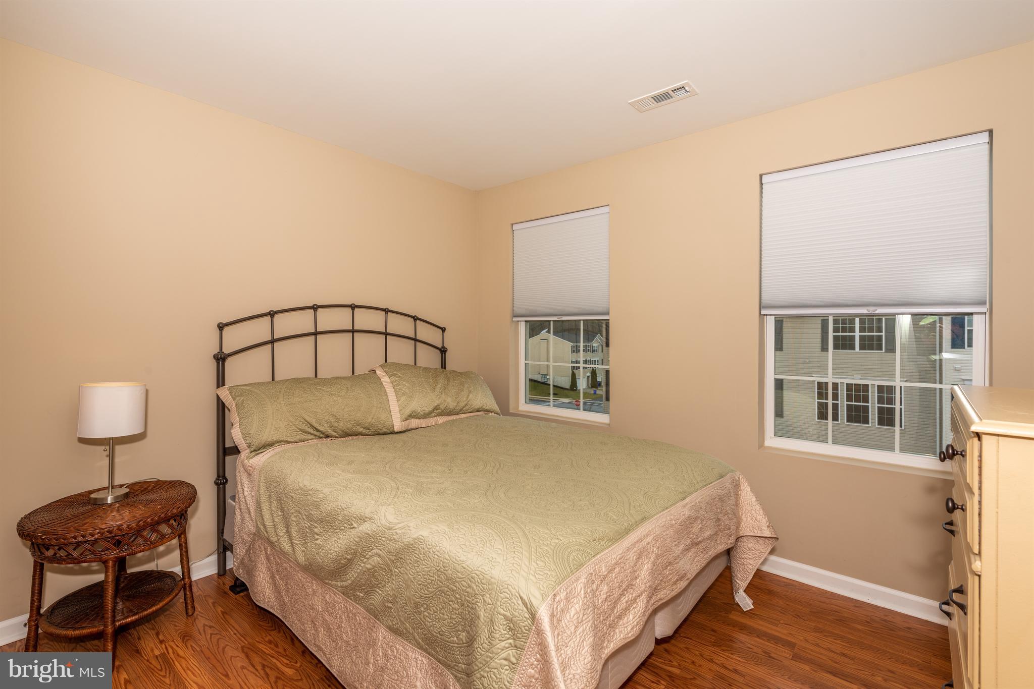 IRON BRIDGE LANDING - Residential