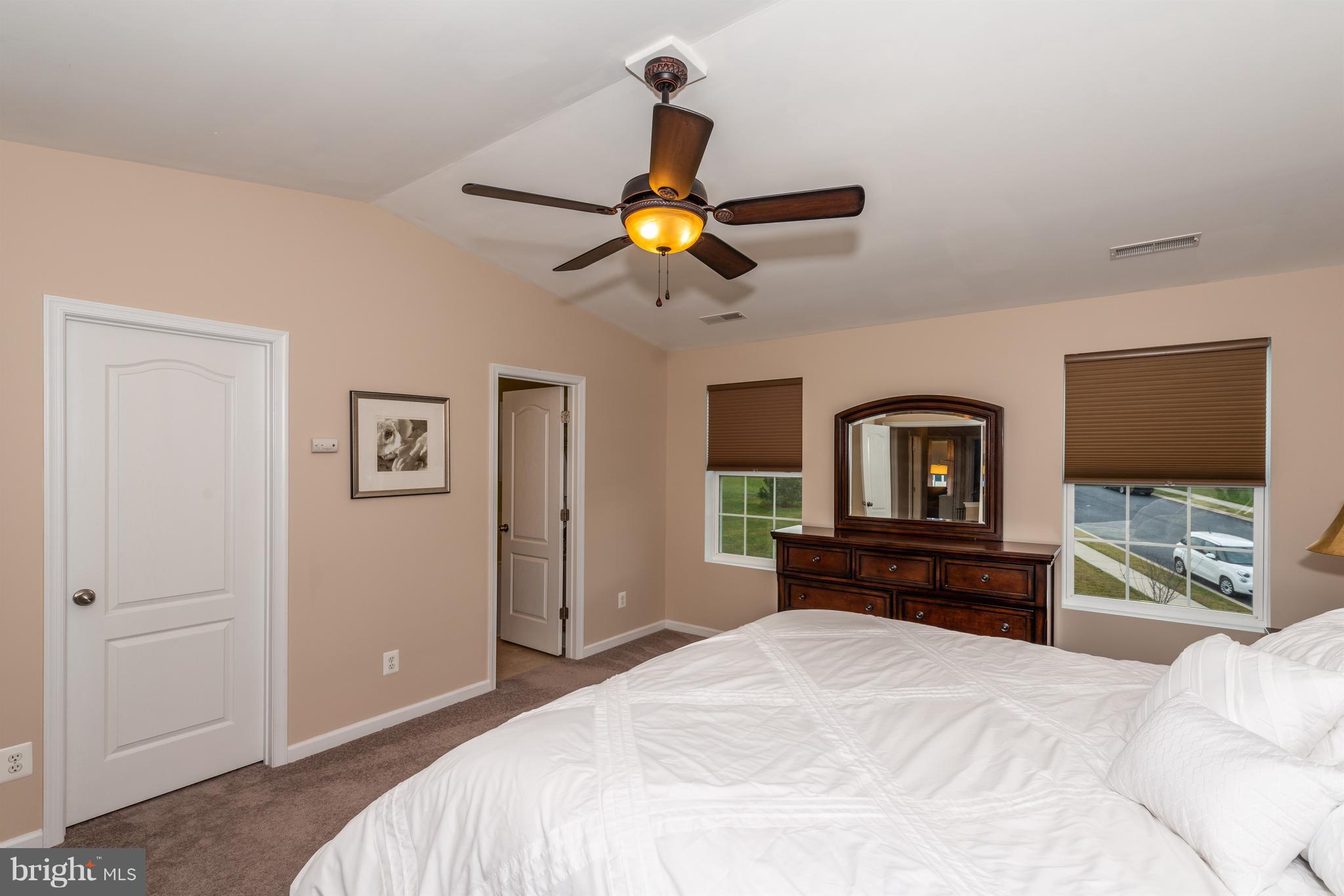 IRON BRIDGE LANDING - Residential