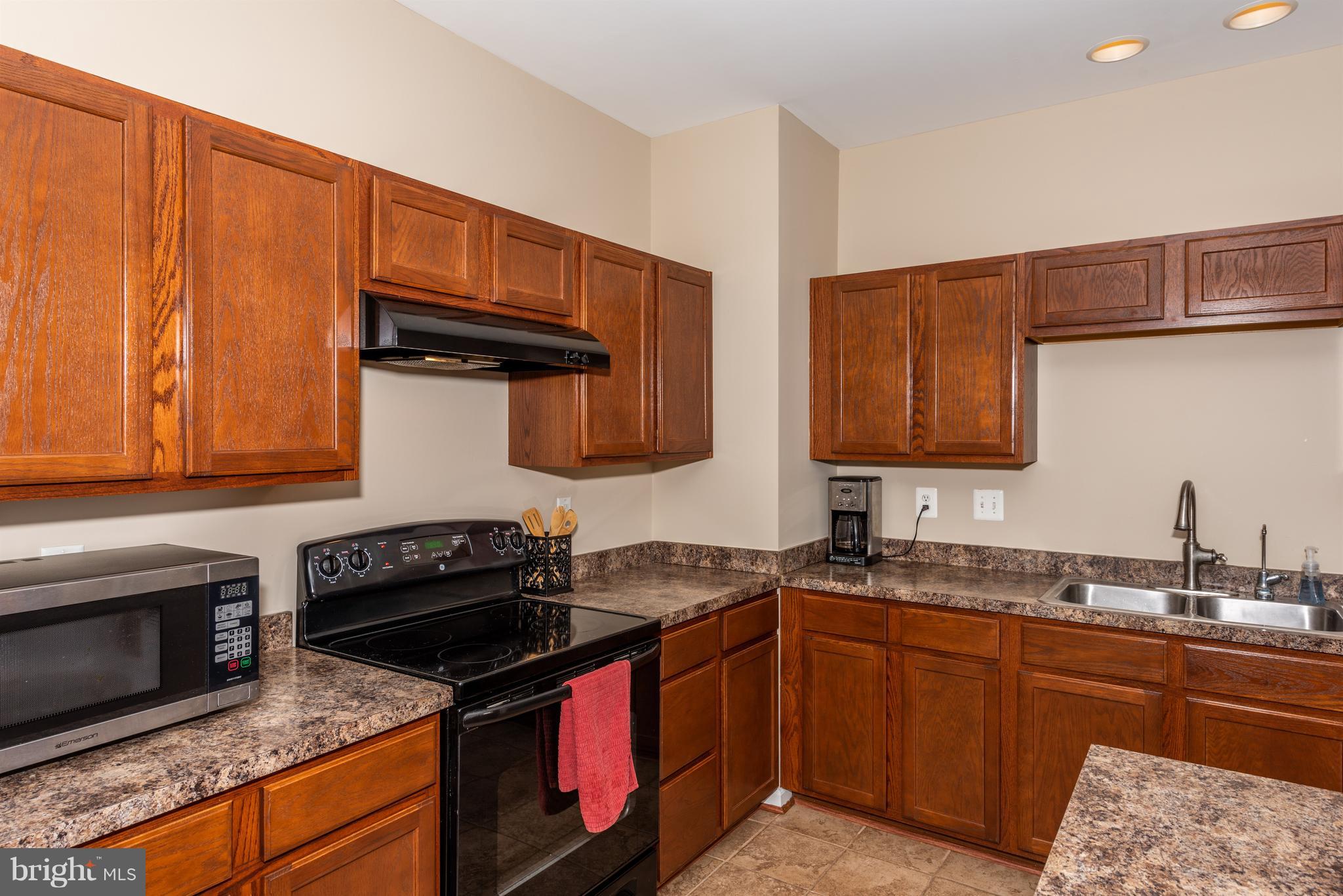 IRON BRIDGE LANDING - Residential