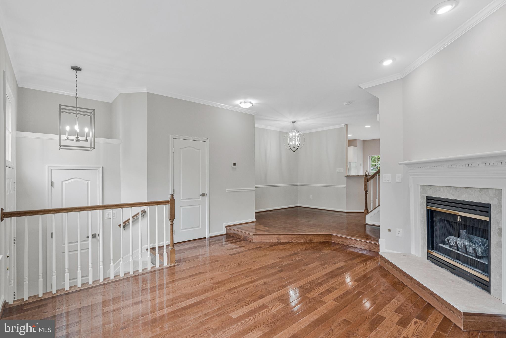12033 EDGEMERE CIRCLE