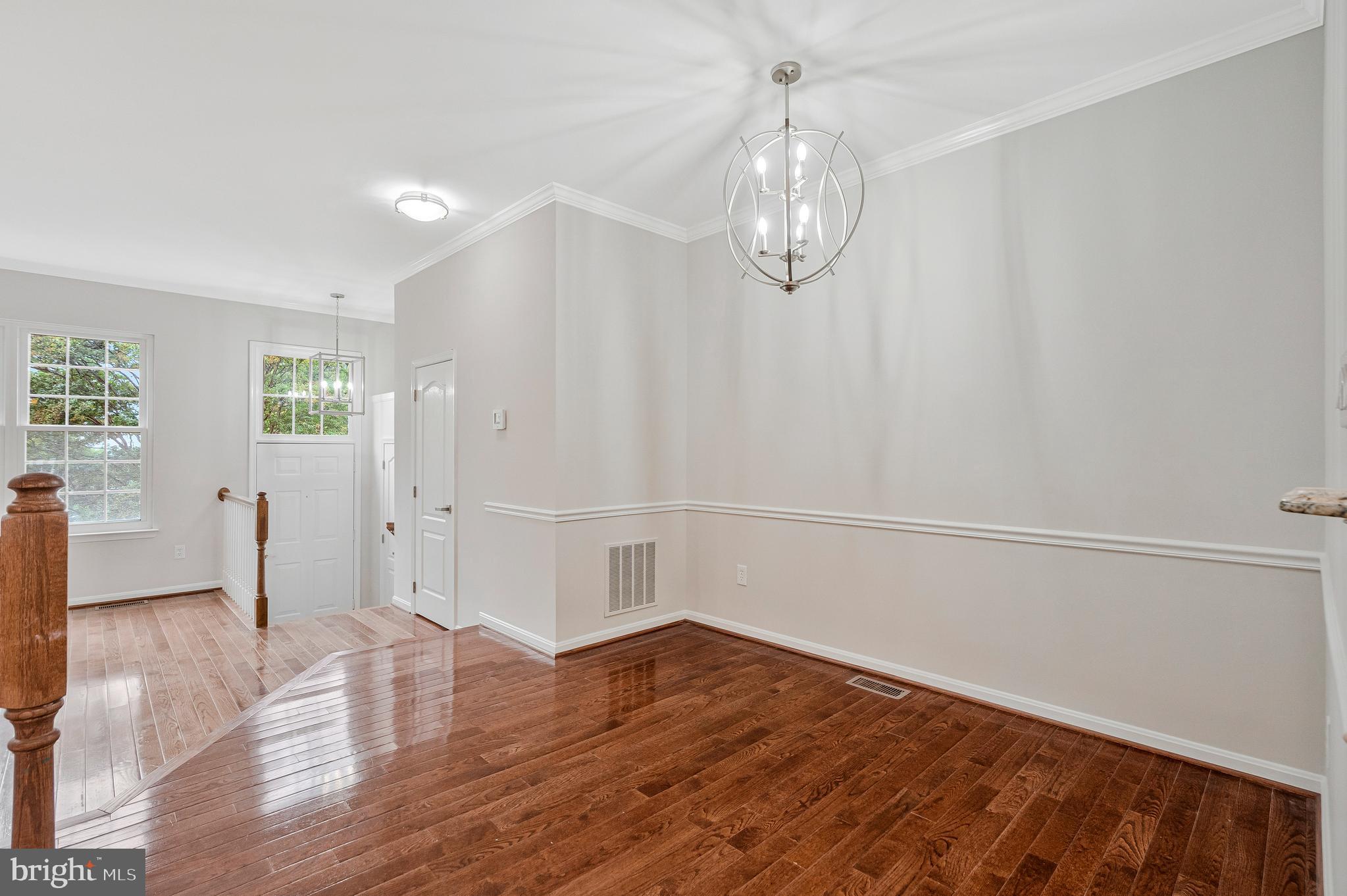 RESTON - Residential