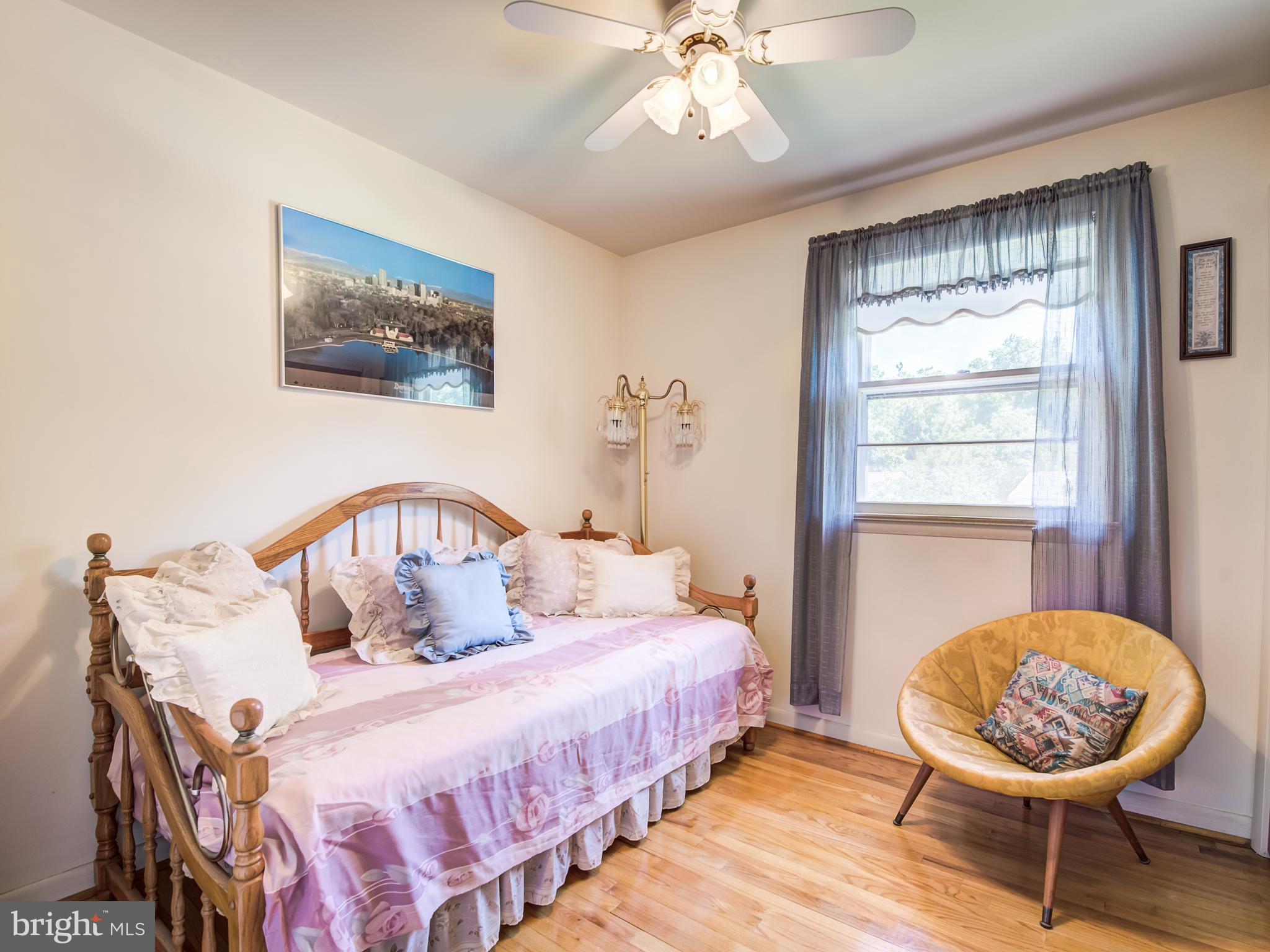 PYLES & WELCHES - Residential