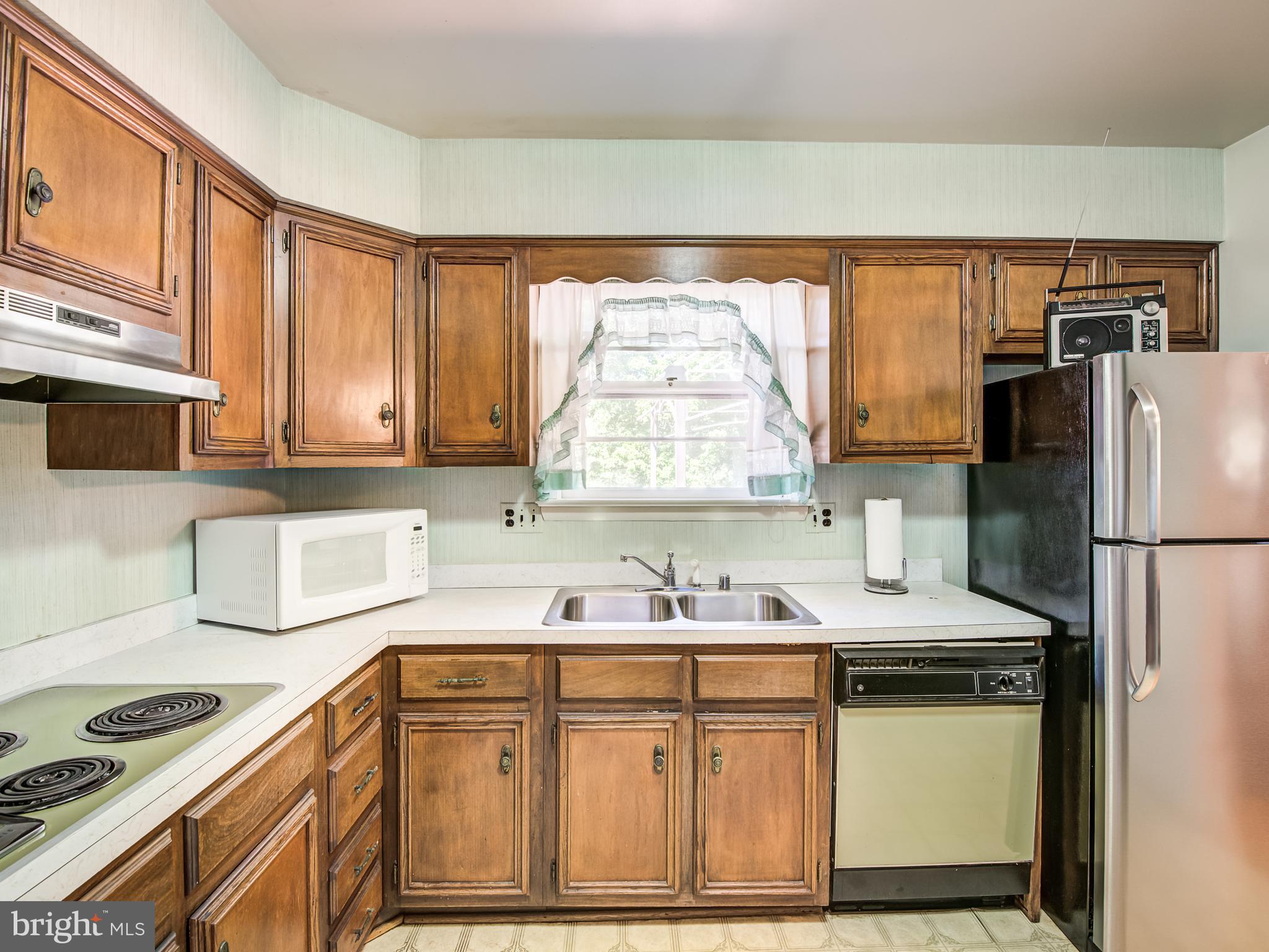 PYLES & WELCHES - Residential